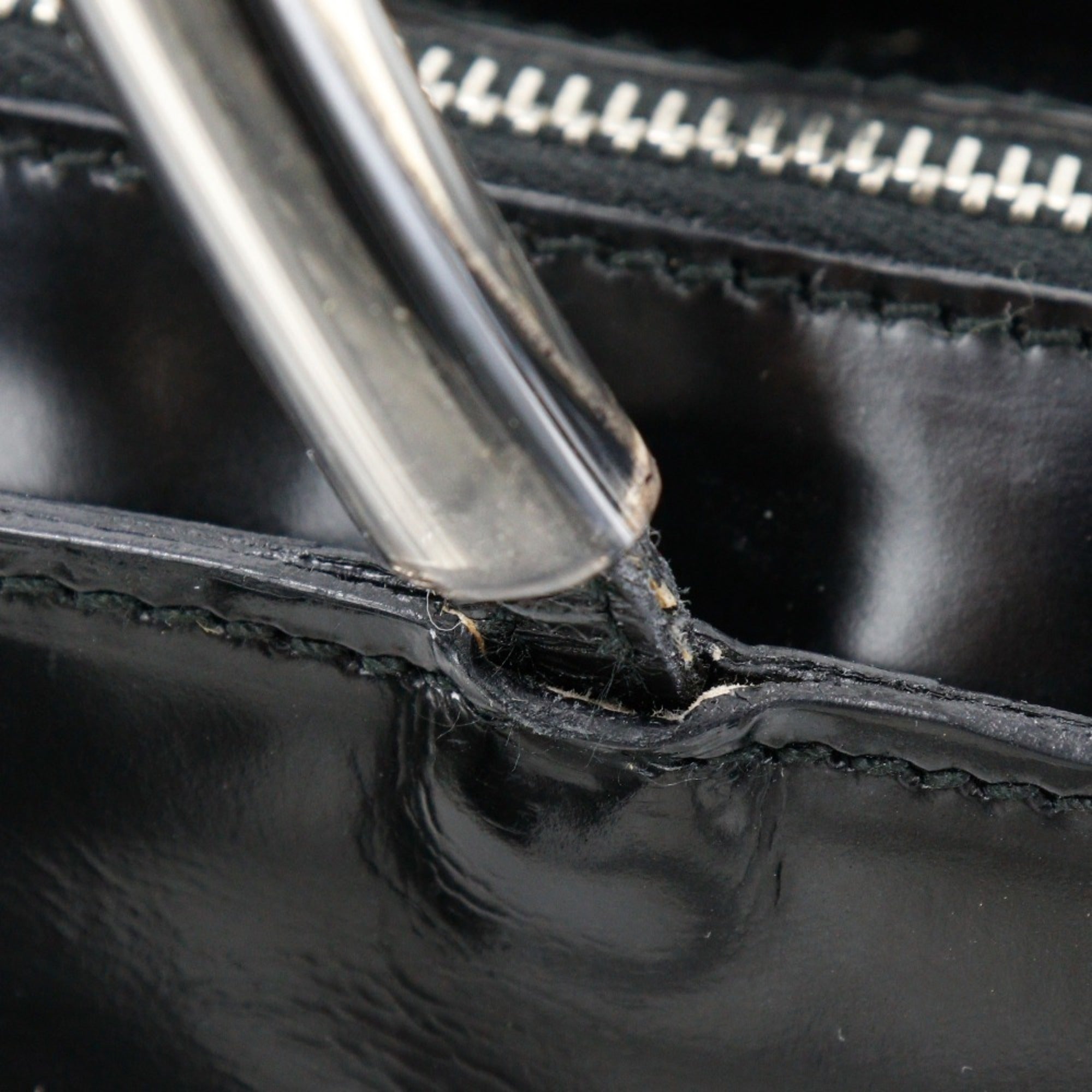 Salvatore Ferragamo Black Clear Patent Leather Vinyl Tote Bag (Pre-Owned)