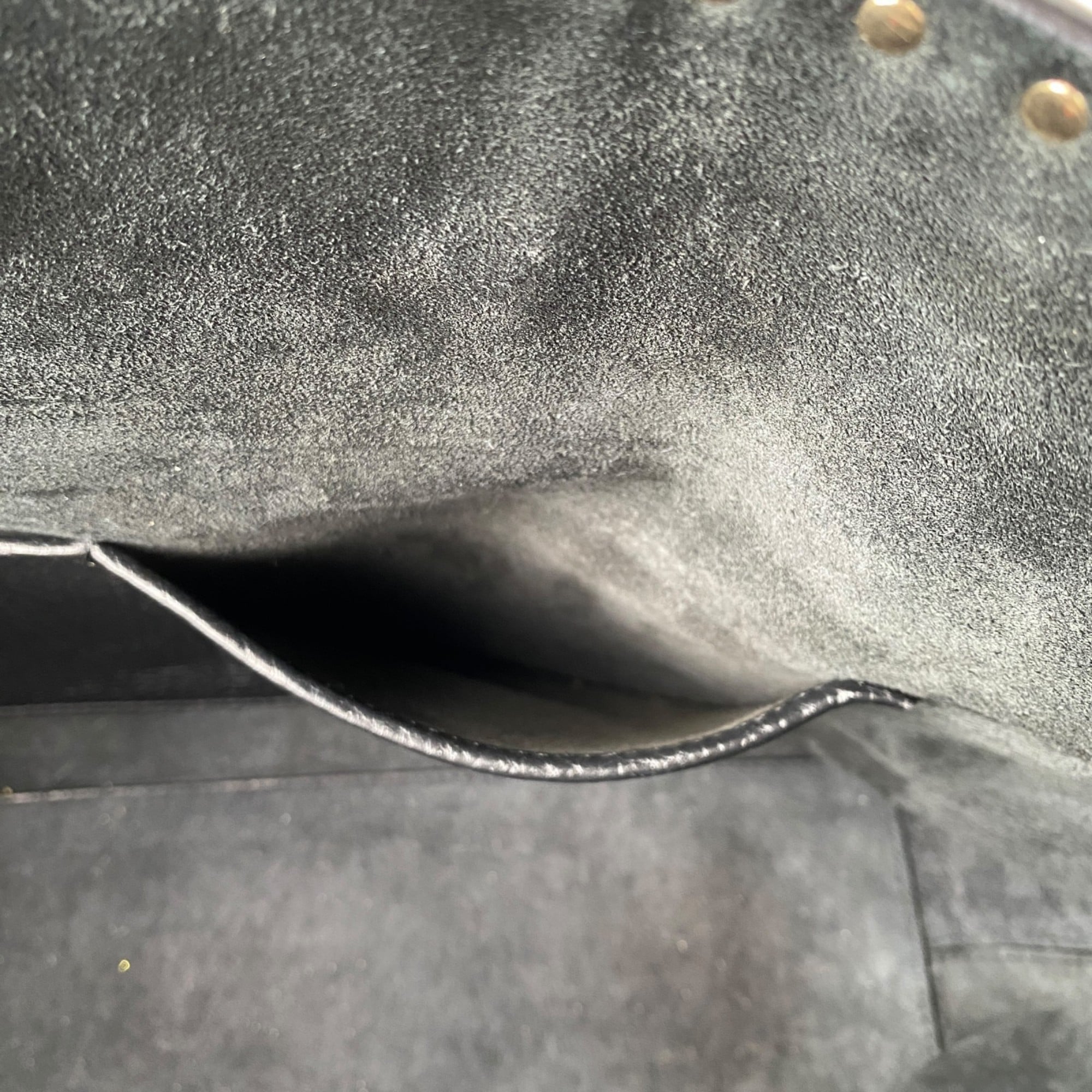 Valentino Black Leather Tote Bag (Pre-Owned)