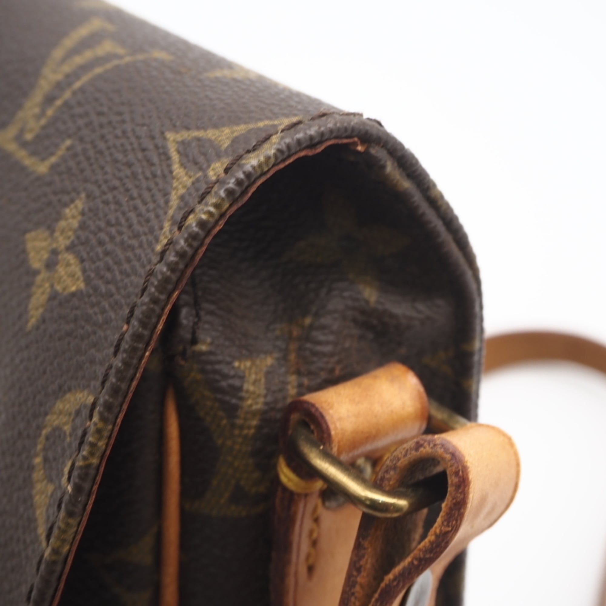 Louis Vuitton Monogram Beige Brown Coated Canvas Leather Shoulder Bag (Pre-Owned)