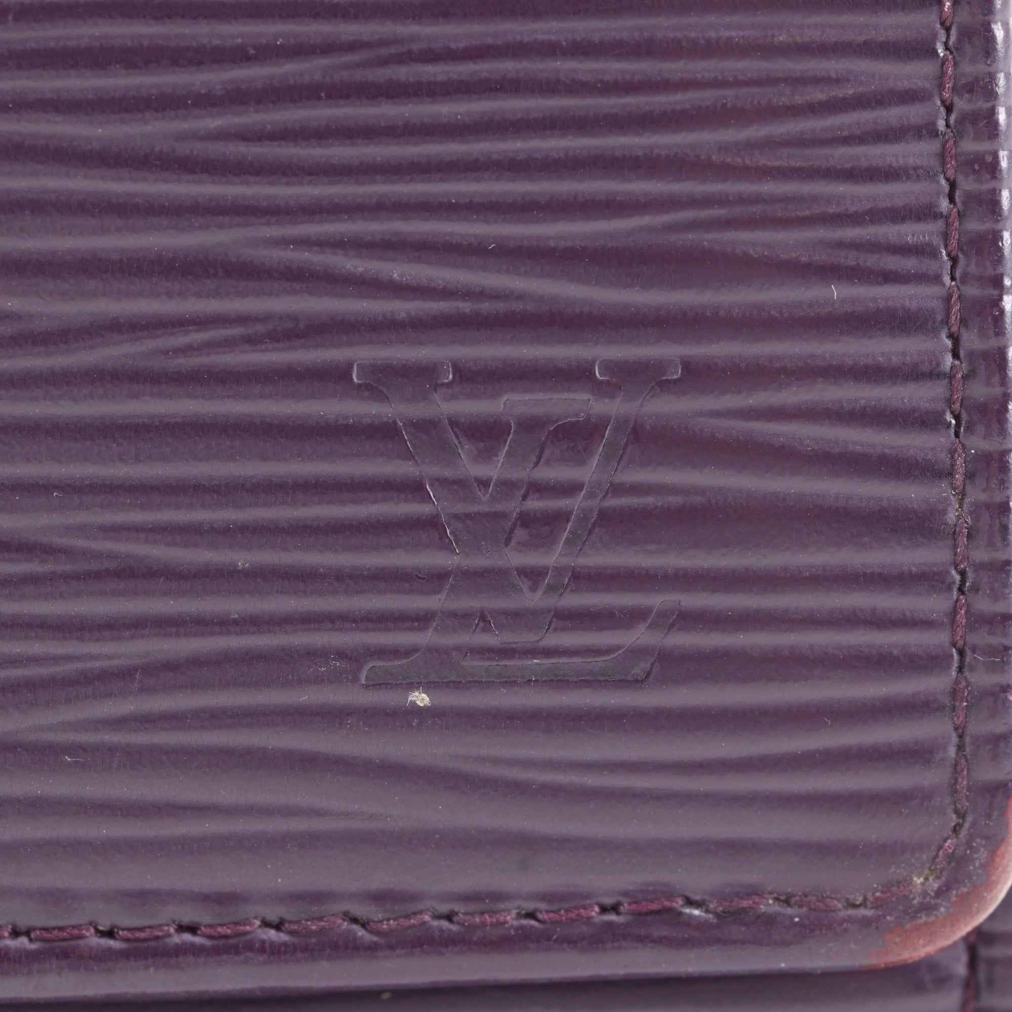 Louis Vuitton Epi Cassis Purple Epi Leather Long Wallet (Bi-Fold) (Pre-Owned)