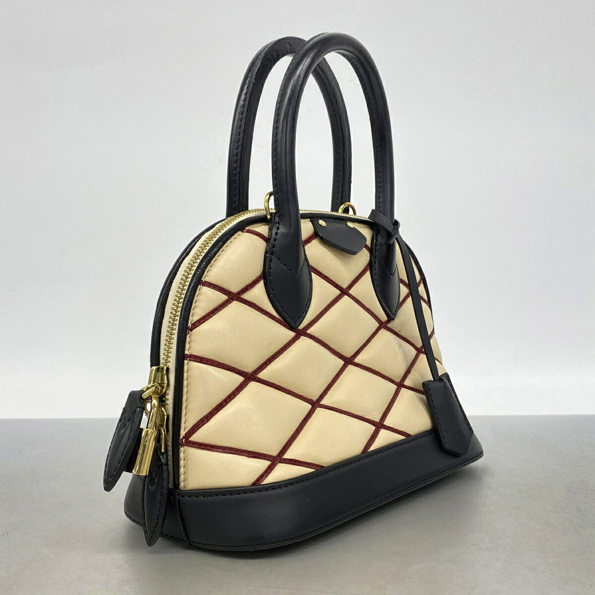 Louis Vuitton Natural Handbag (Pre-Owned)