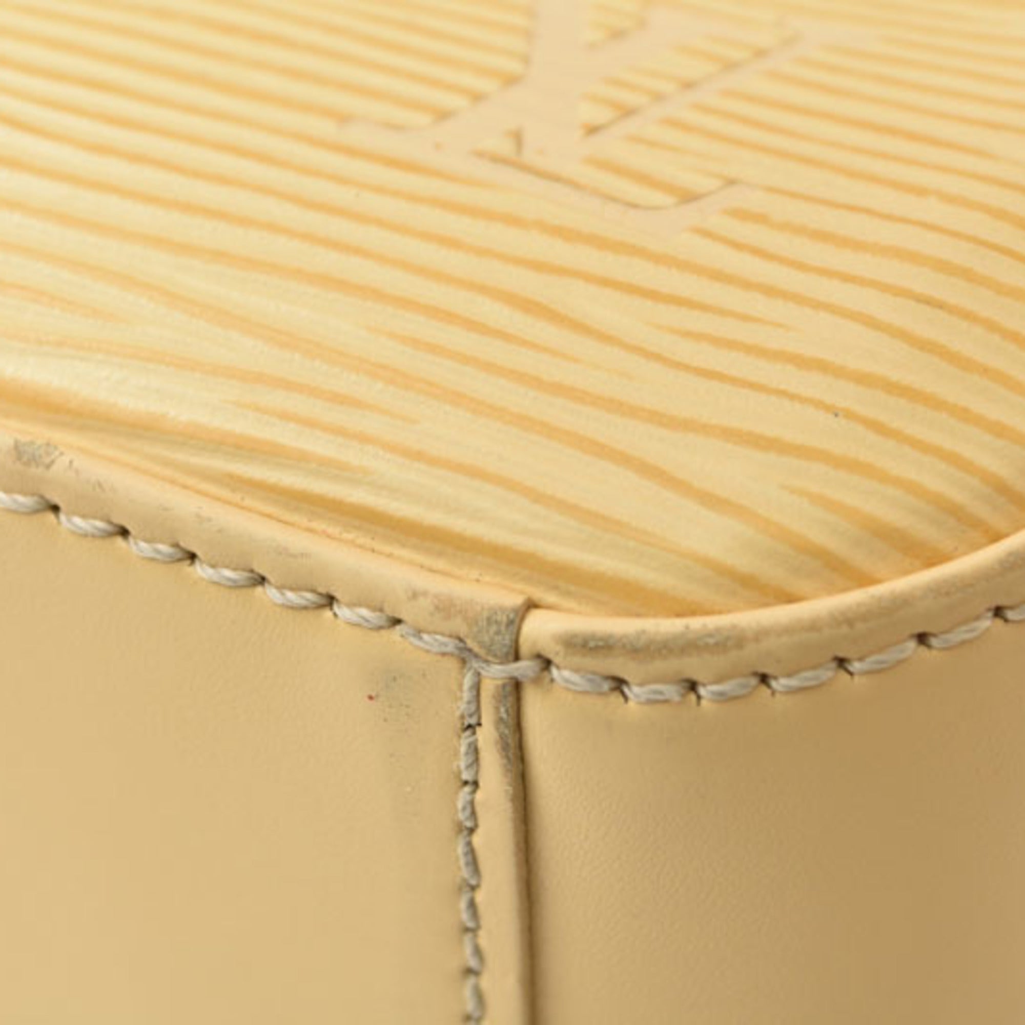 Louis Vuitton Yellow Epi Leather Handbag (Pre-Owned)
