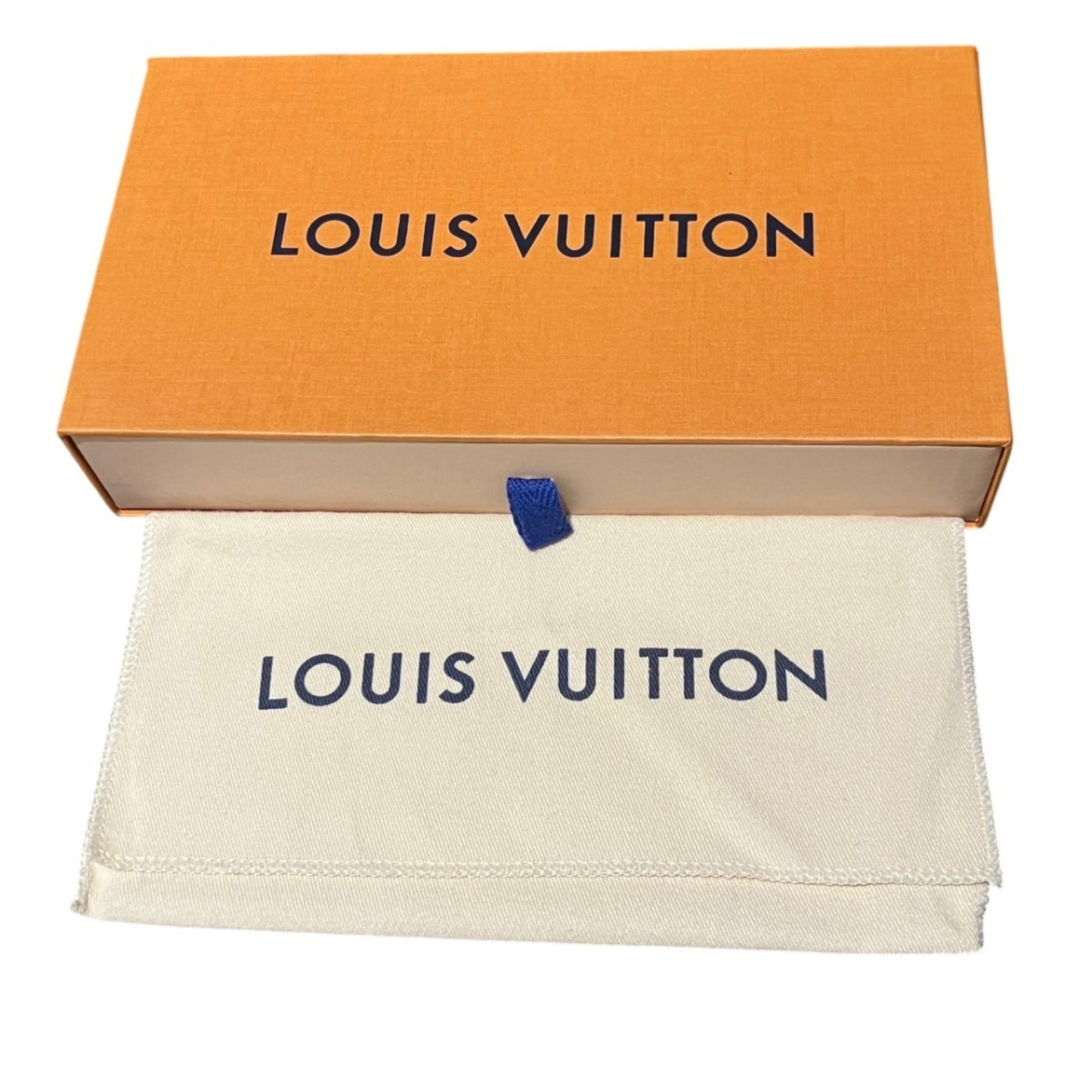 Louis Vuitton Taigarama White Taigarama Long Wallet (Bi-Fold) (Pre-Owned)