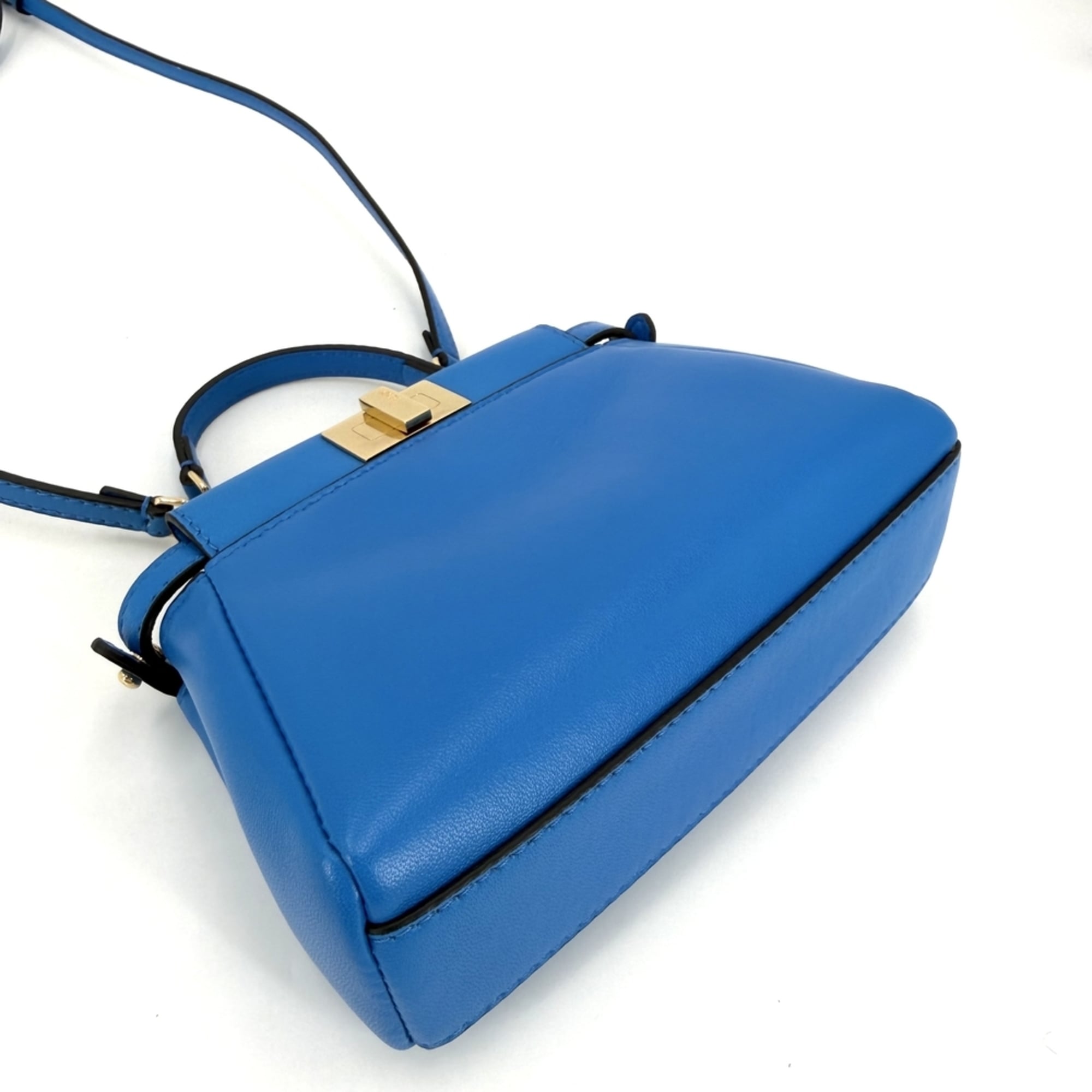 Fendi Blue Leather Handbag Shoulder Bag (Pre-Owned)