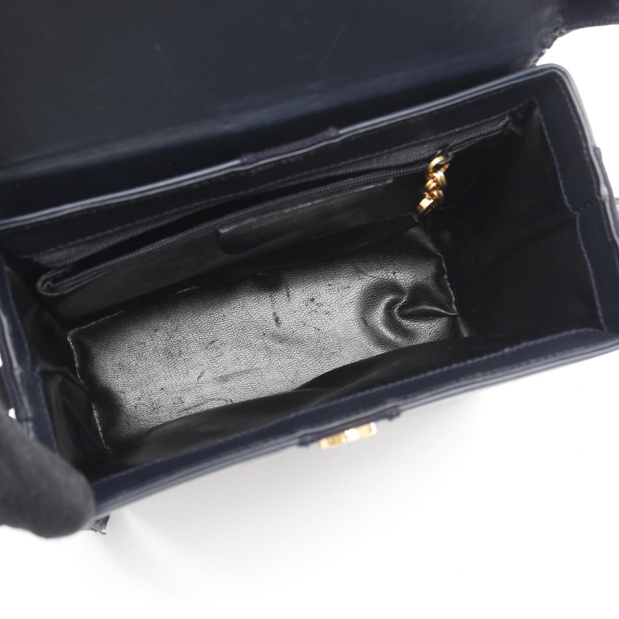 Salvatore Ferragamo Navy Leather Shoulder Bag (Pre-Owned)