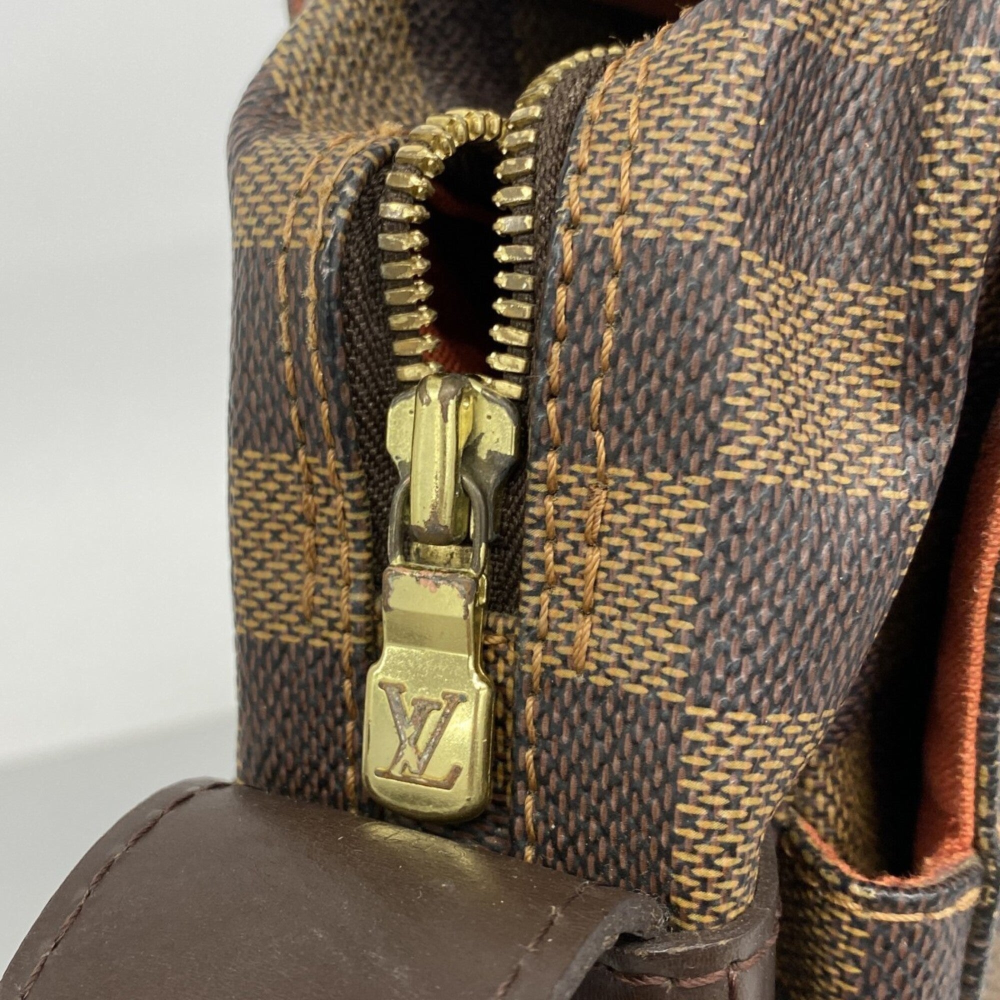 Louis Vuitton Ebene Shoulder Bag (Pre-Owned)