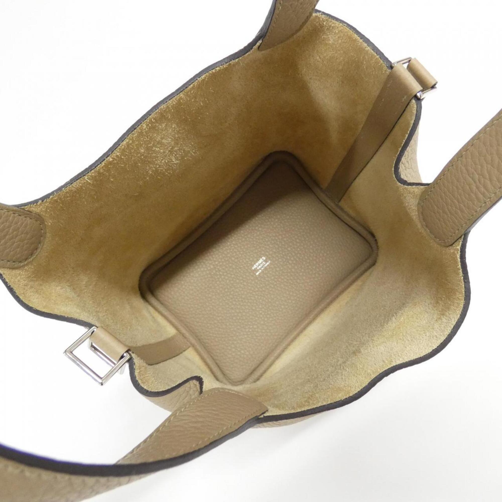 Hermes Beige Taurillon Clemence Leather Handbag (Pre-Owned)