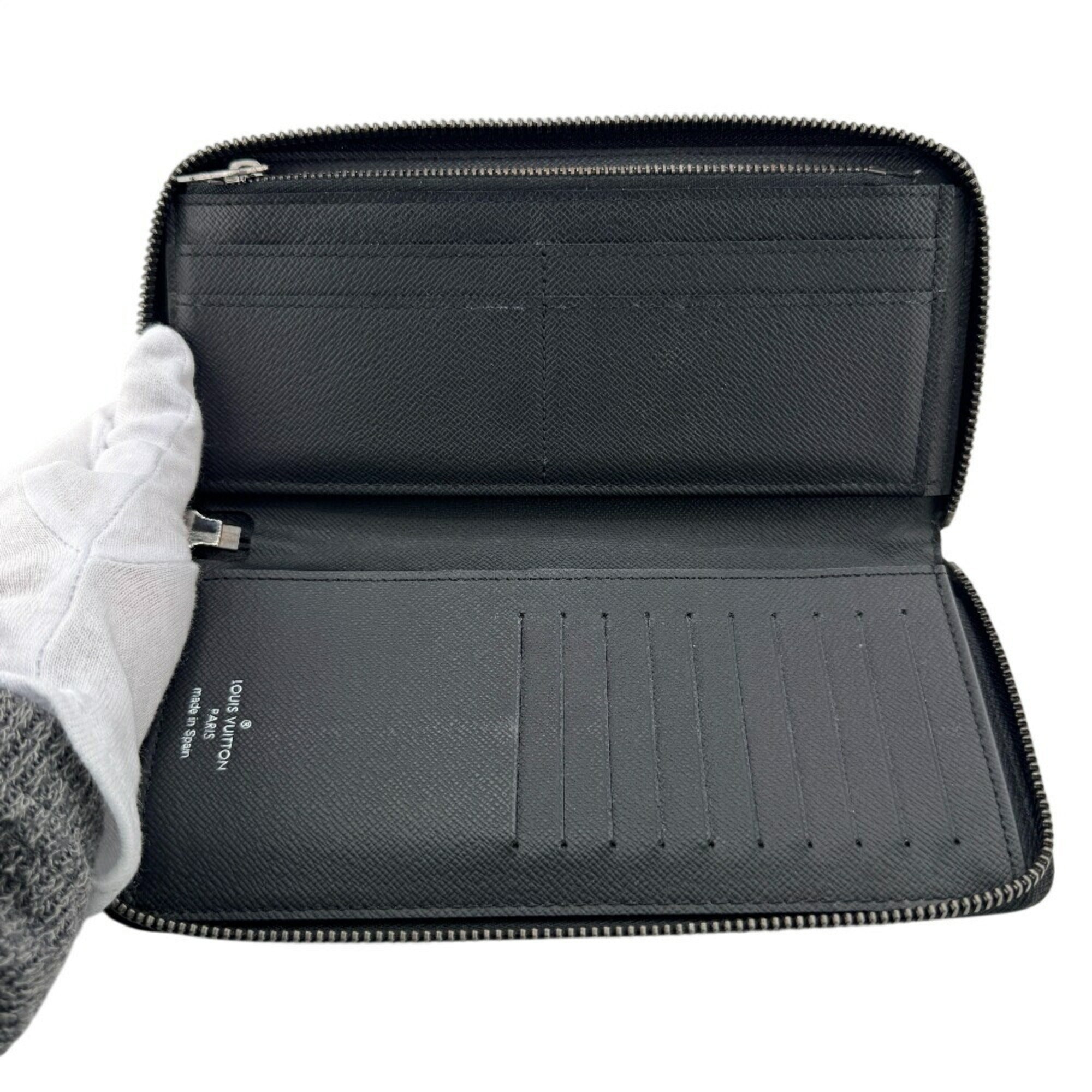 Louis Vuitton Black Gray Monogram Eclipse Monogram Eclipse Wallet (Bi-Fold) (Pre-Owned)