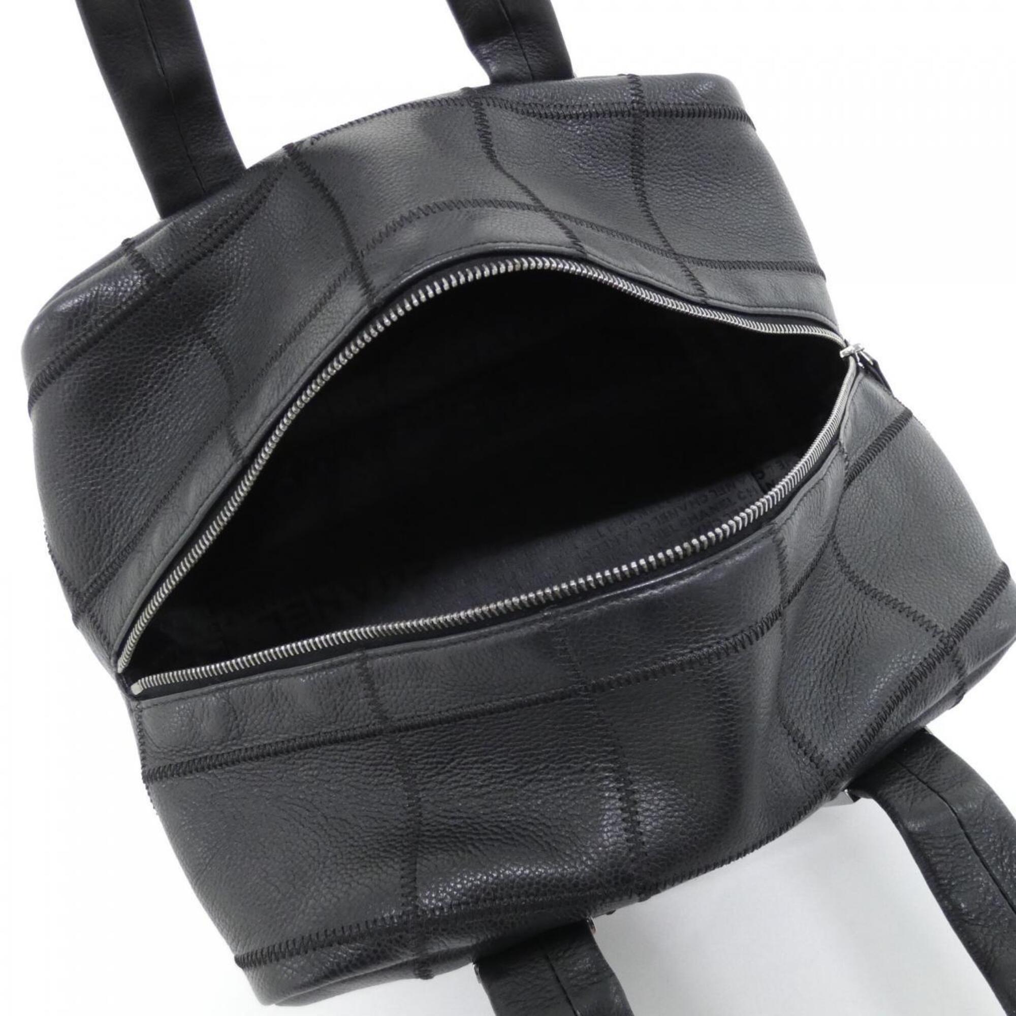 Chanel Black Grained Calfskin Handbag (Pre-Owned)