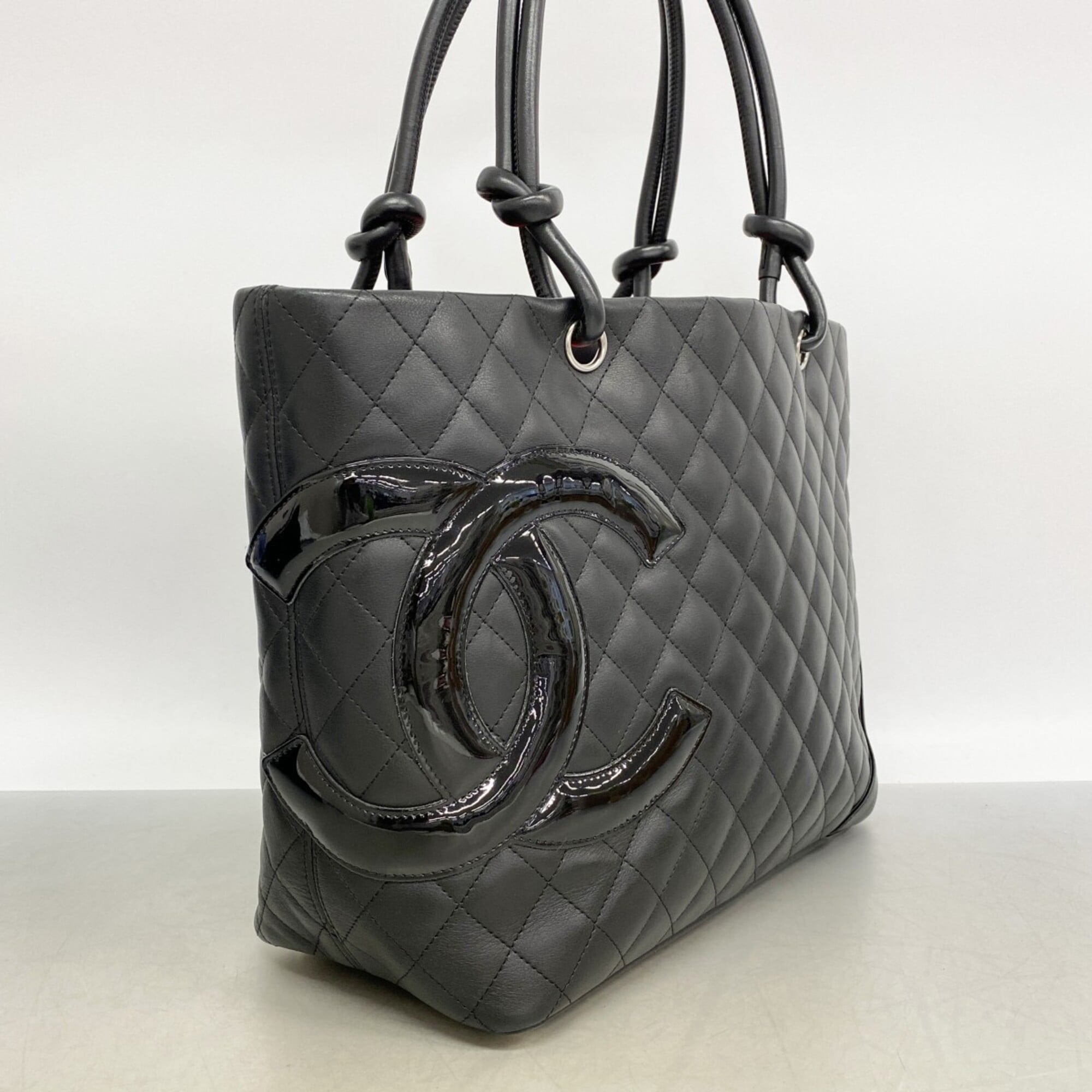 Chanel Black Leather Tote Bag (Pre-Owned)