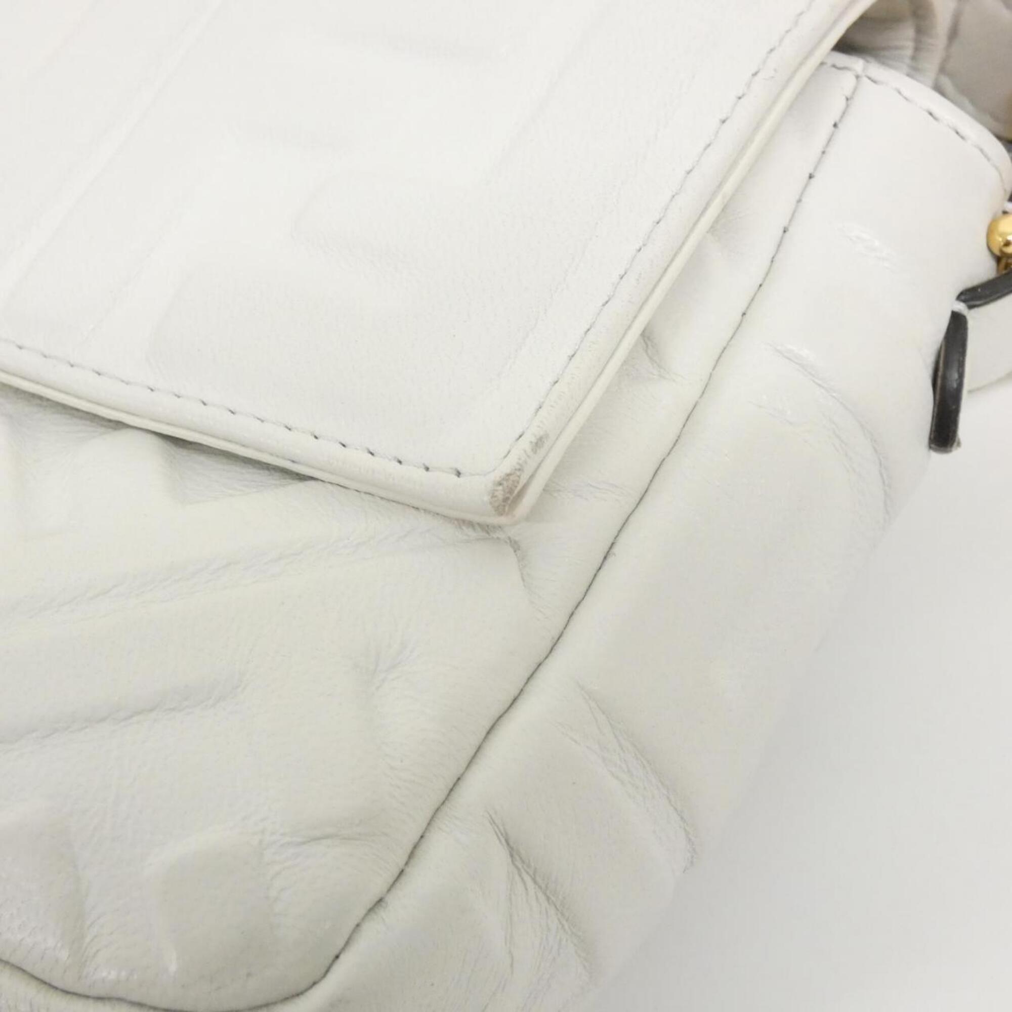 Fendi White Leather Shoulder Bag (Pre-Owned)