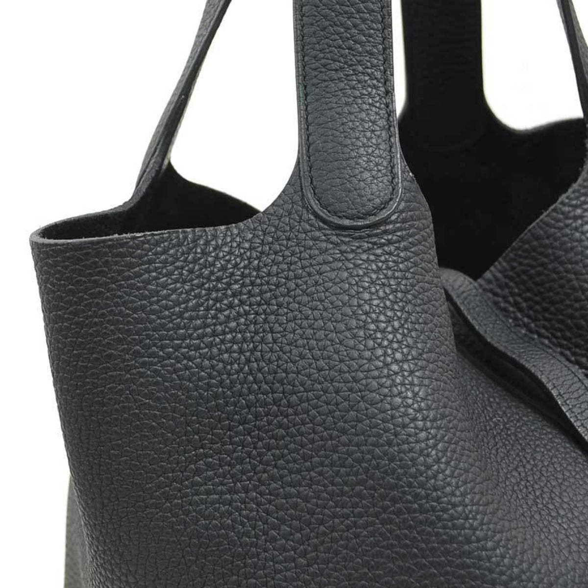 Hermes Black Taurillon Clemence Leather Handbag (Pre-Owned)