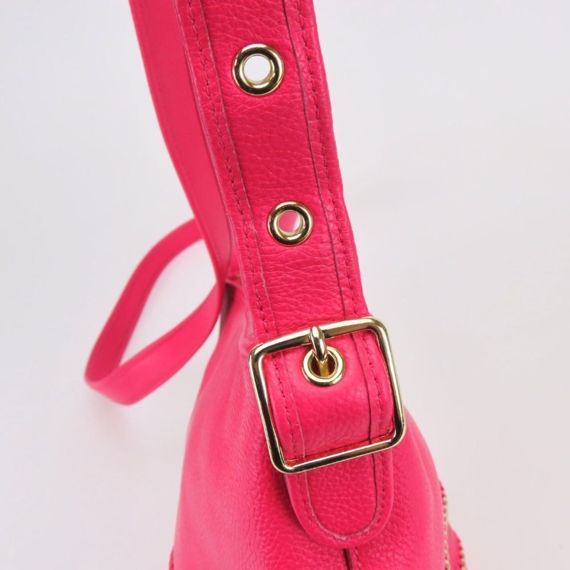 Coach Pink Leather Shoulder Bag (Pre-Owned)