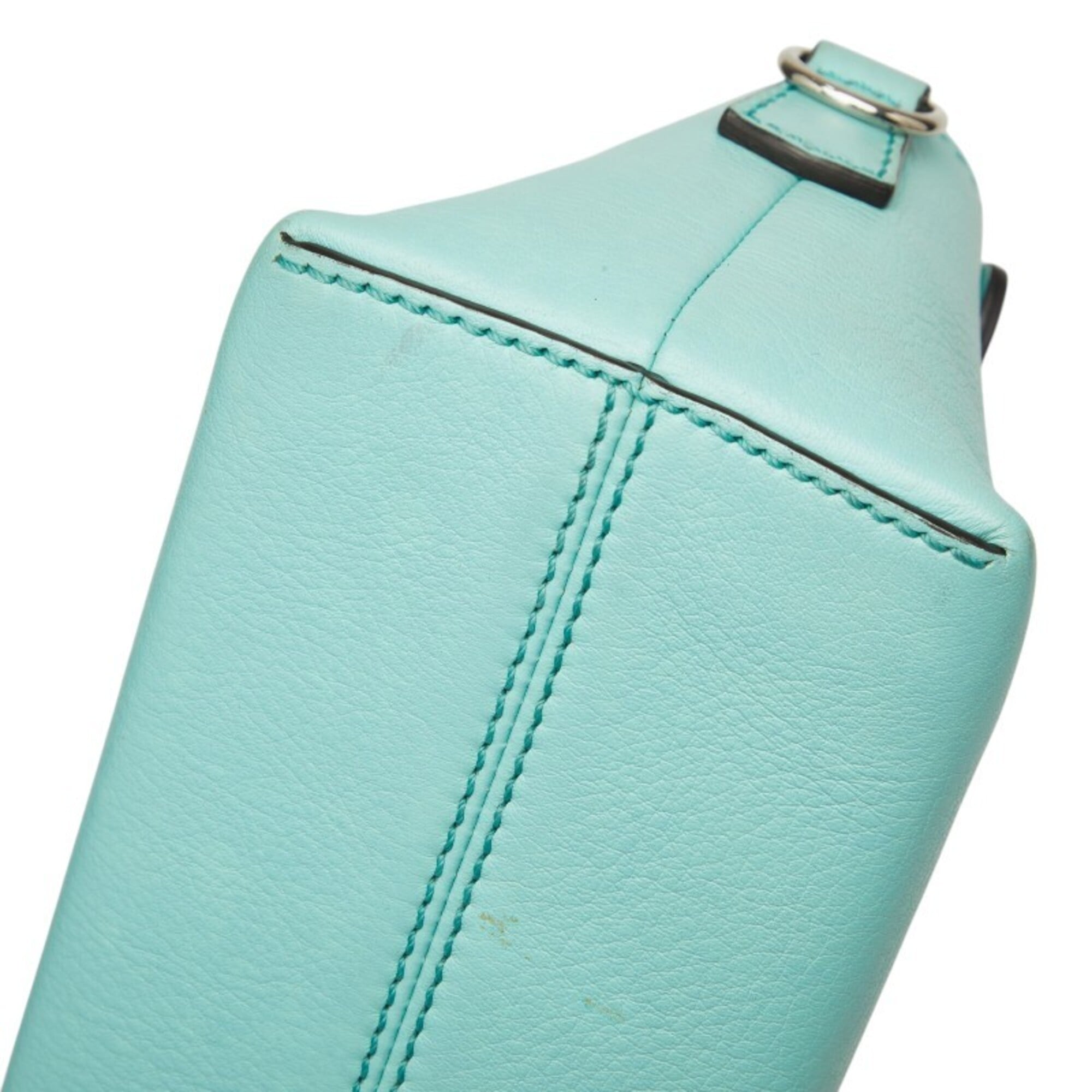 Fendi Green Leather Handbag Shoulder Bag (Pre-Owned)