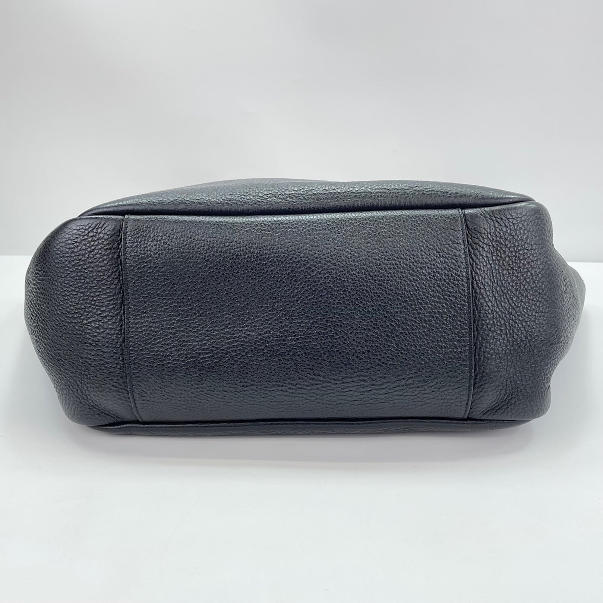 Yves Saint Laurent Cassandre Black Tote Bag (Pre-Owned)
