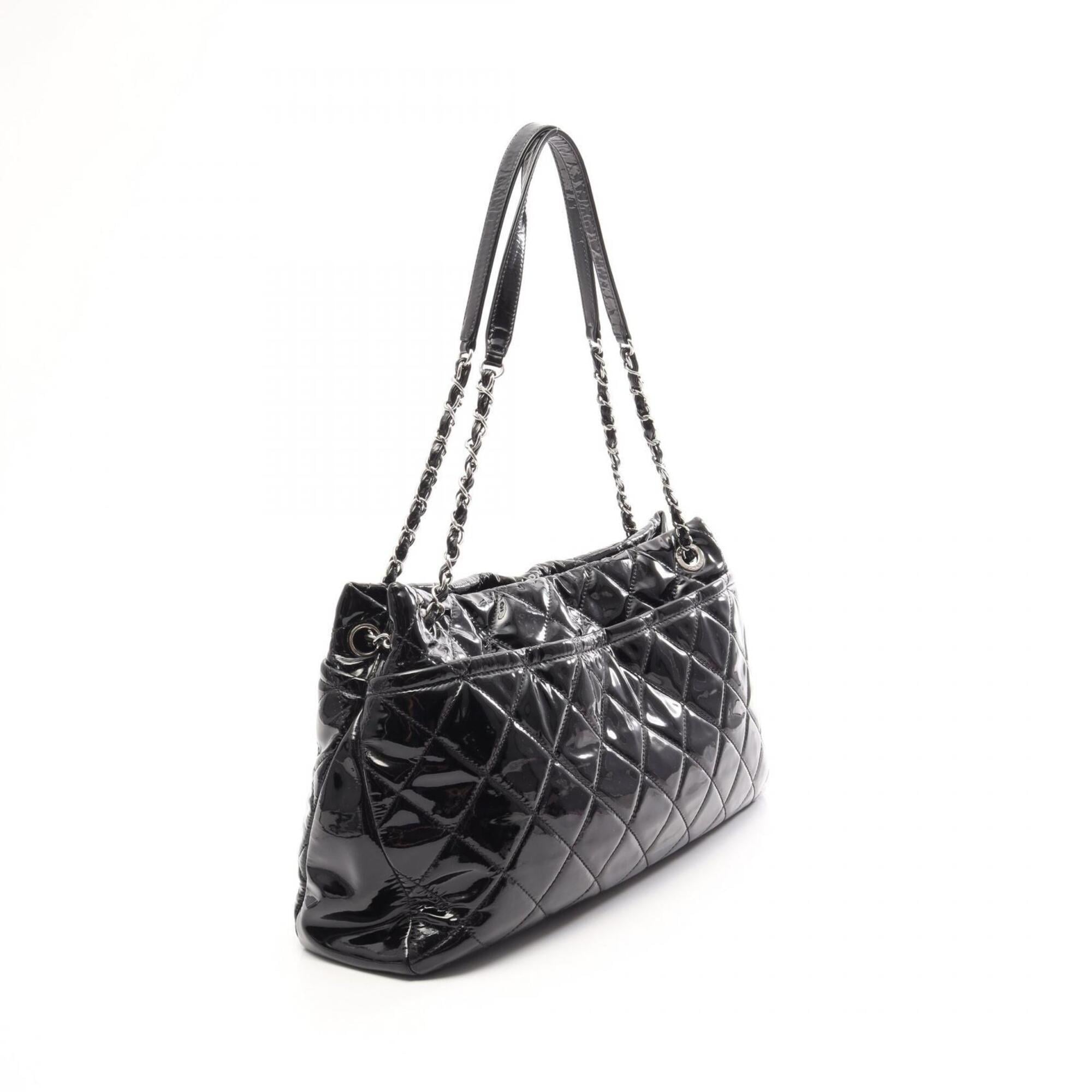 Chanel Black Patent Leather Handbag Tote Bag (Pre-Owned)
