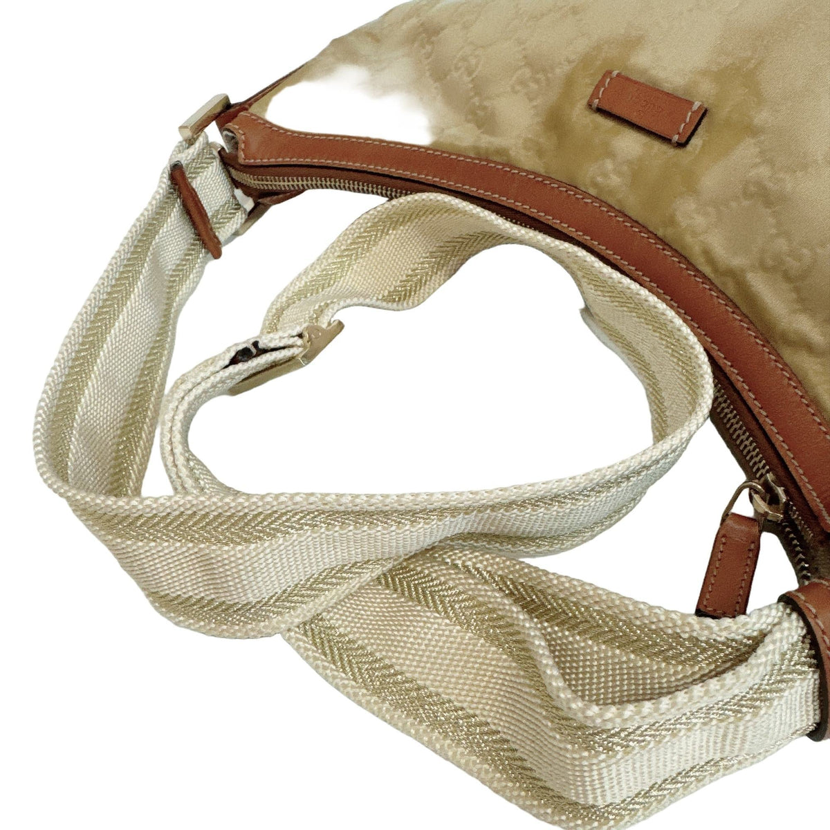 Gucci Beige Nylon Handbag Shoulder Bag (Pre-Owned)