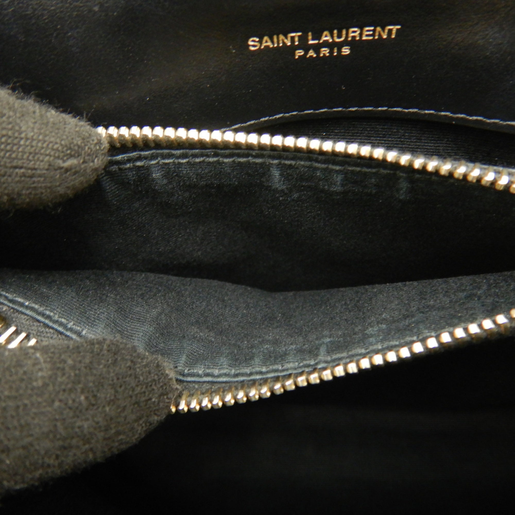 Yves Saint Laurent Black Leather Shoulder Bag (Pre-Owned)