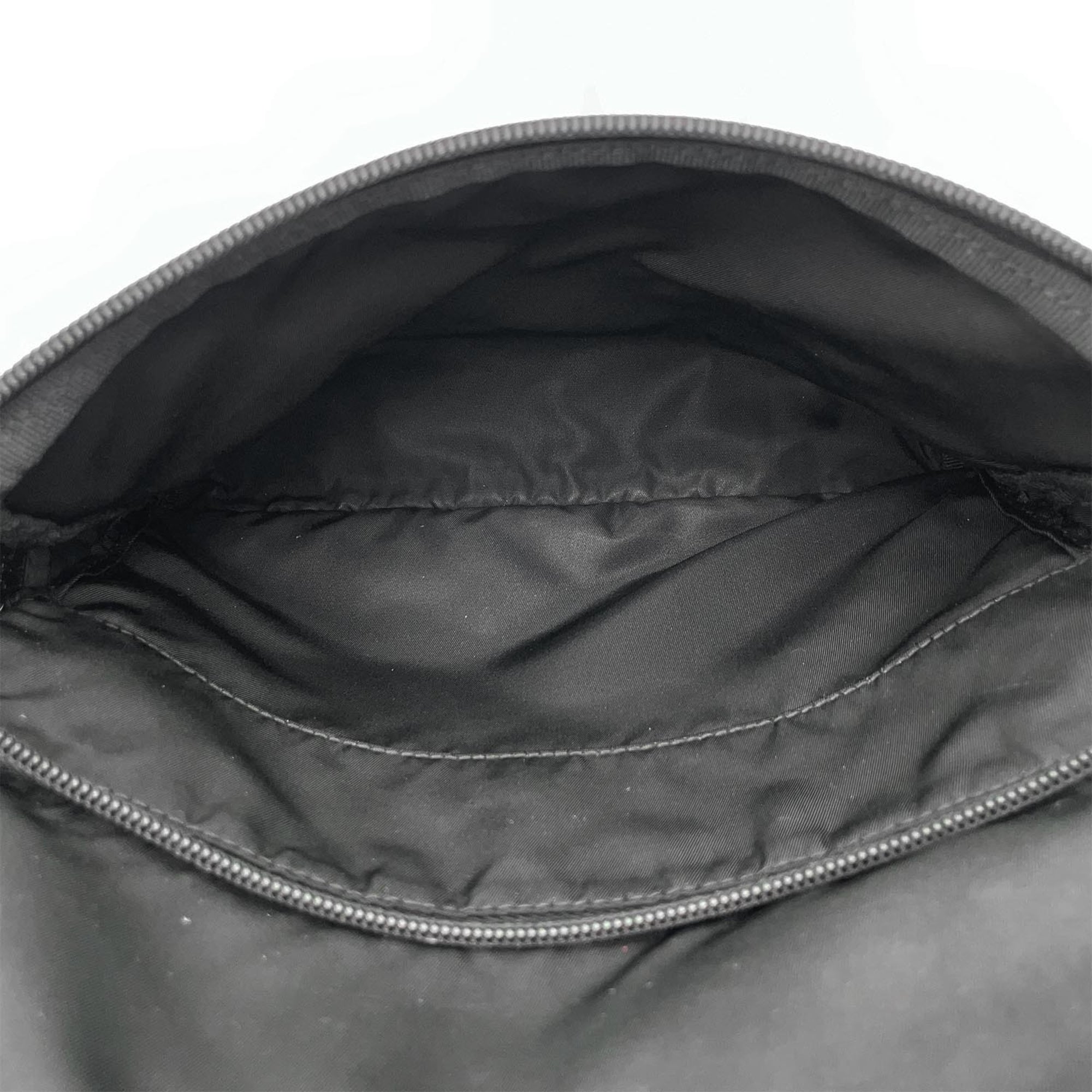 Prada Black Nylon Leather Shoulder Bag (Pre-Owned)