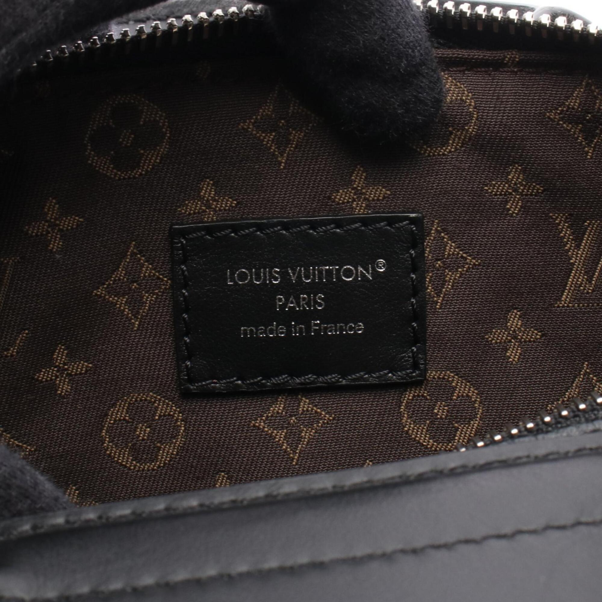 Louis Vuitton Black Leather Handbag (Pre-Owned)