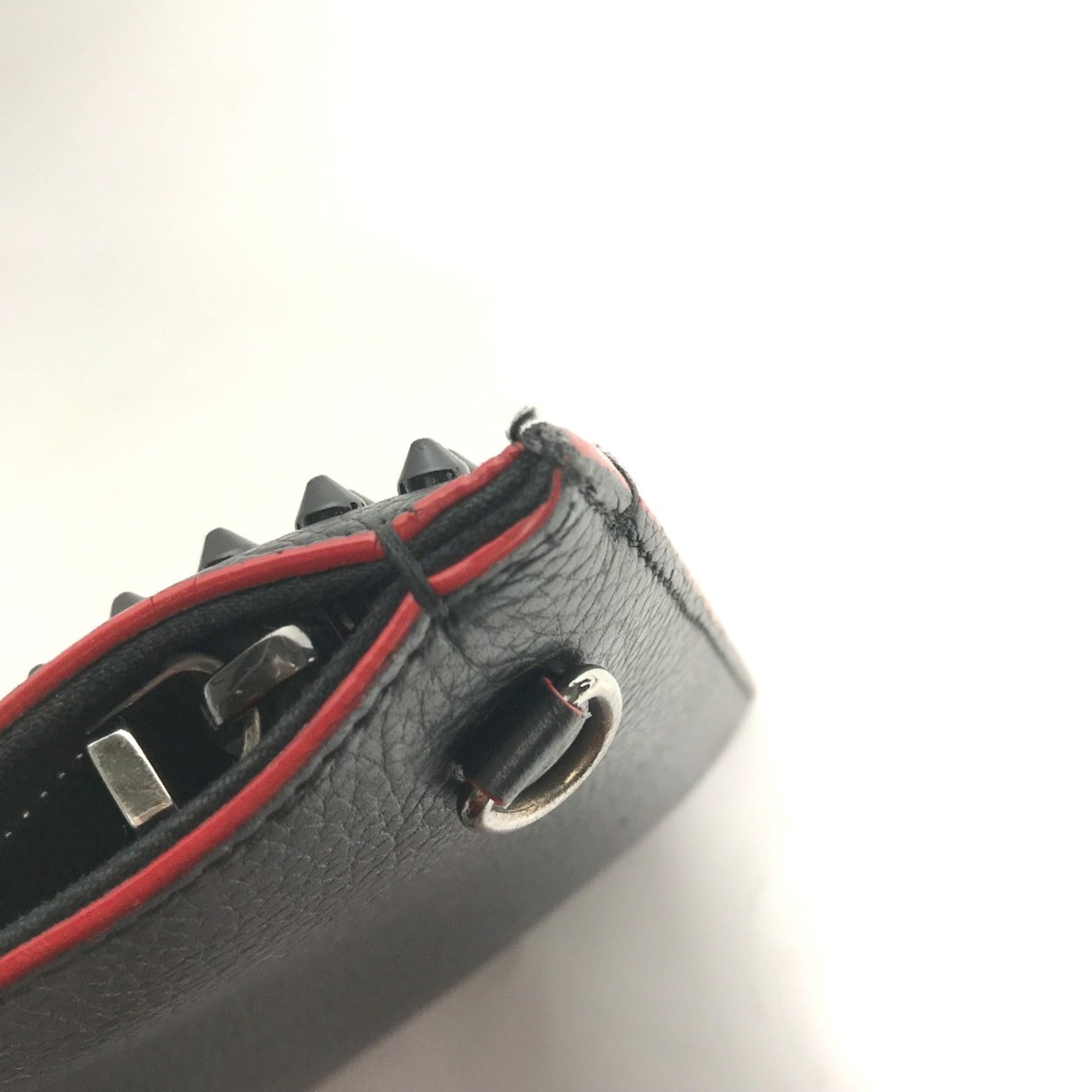 Christian Louboutin Black Leather Shoulder Bag (Pre-Owned)