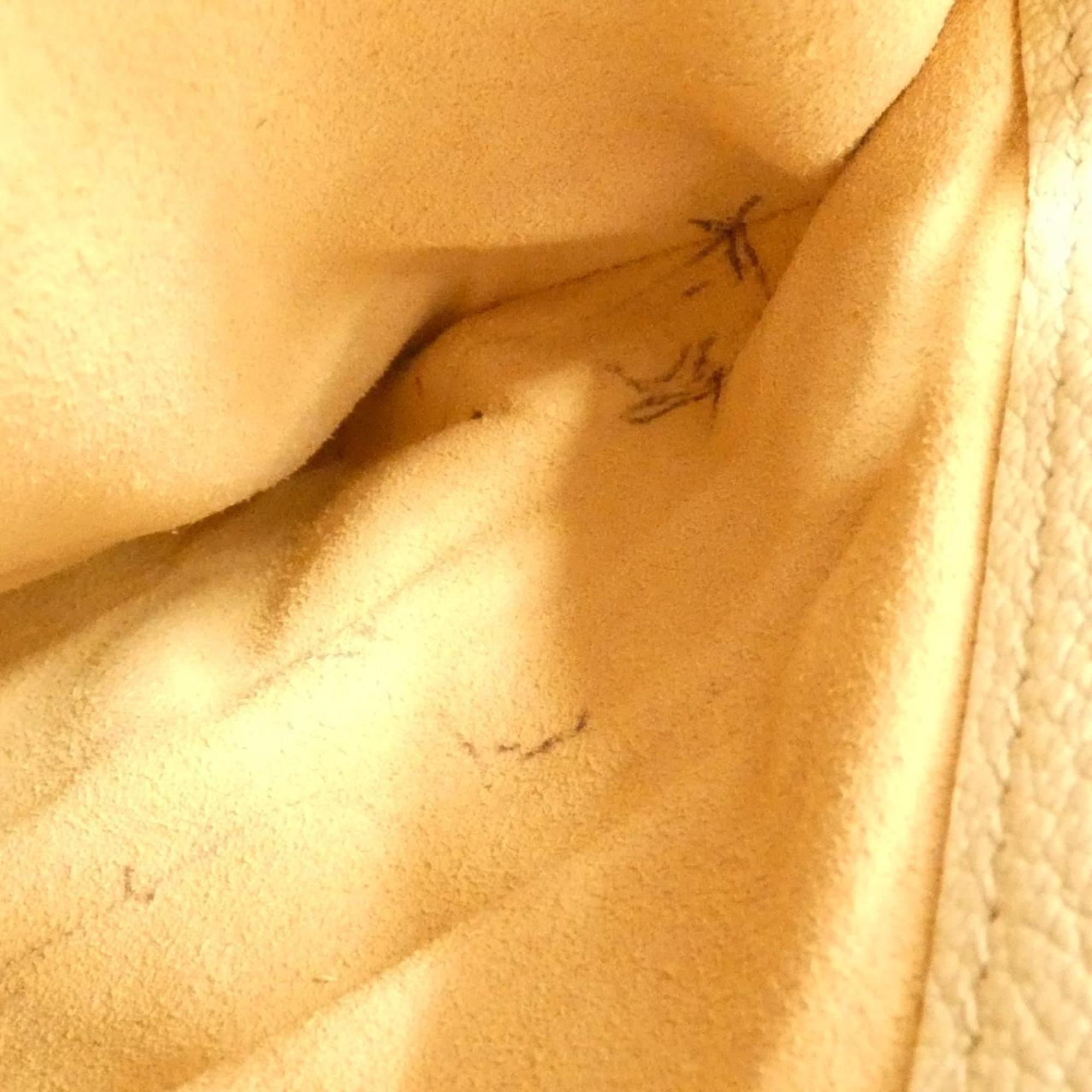 Gucci Gray Leather Shoulder Bag (Pre-Owned)
