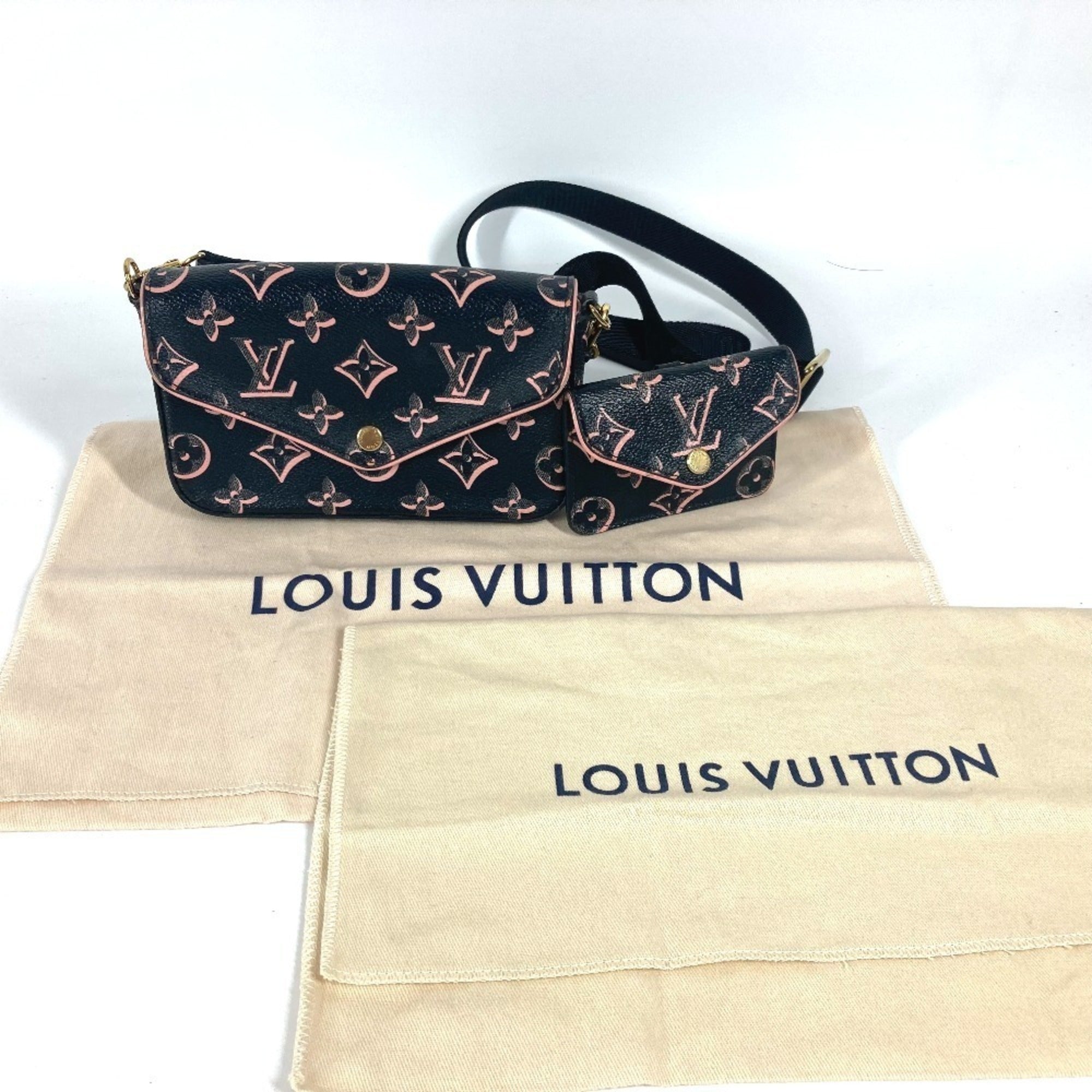 Louis Vuitton Black Pink Coated Canvas Pochette Shoulder Bag (Pre-Owned)
