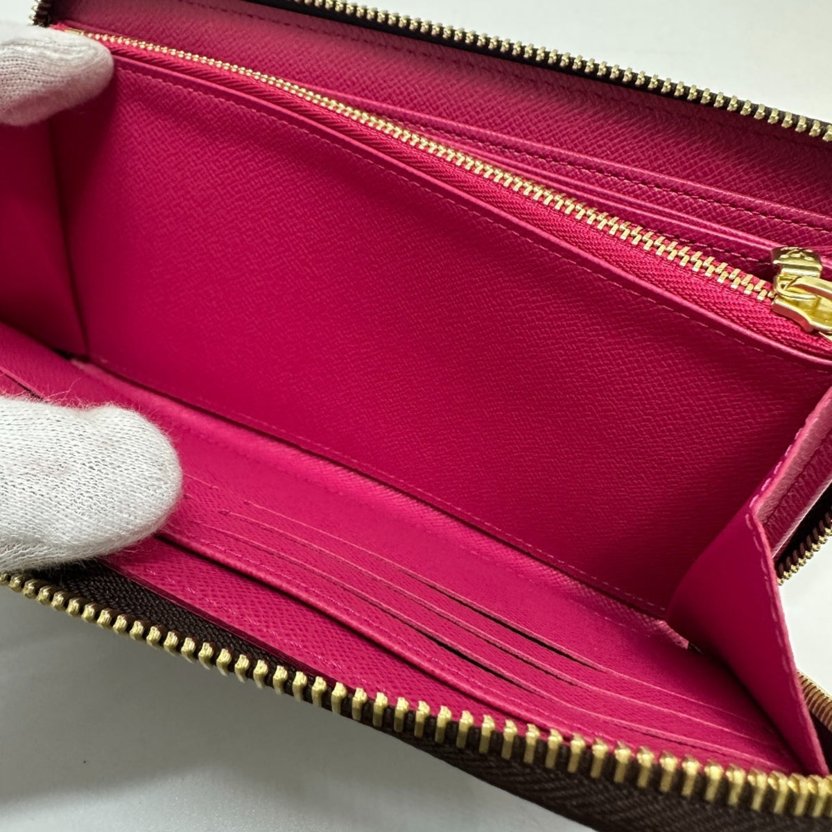 Louis Vuitton Monogram Brown Monogram Long Wallet (Bi-Fold) (Pre-Owned)