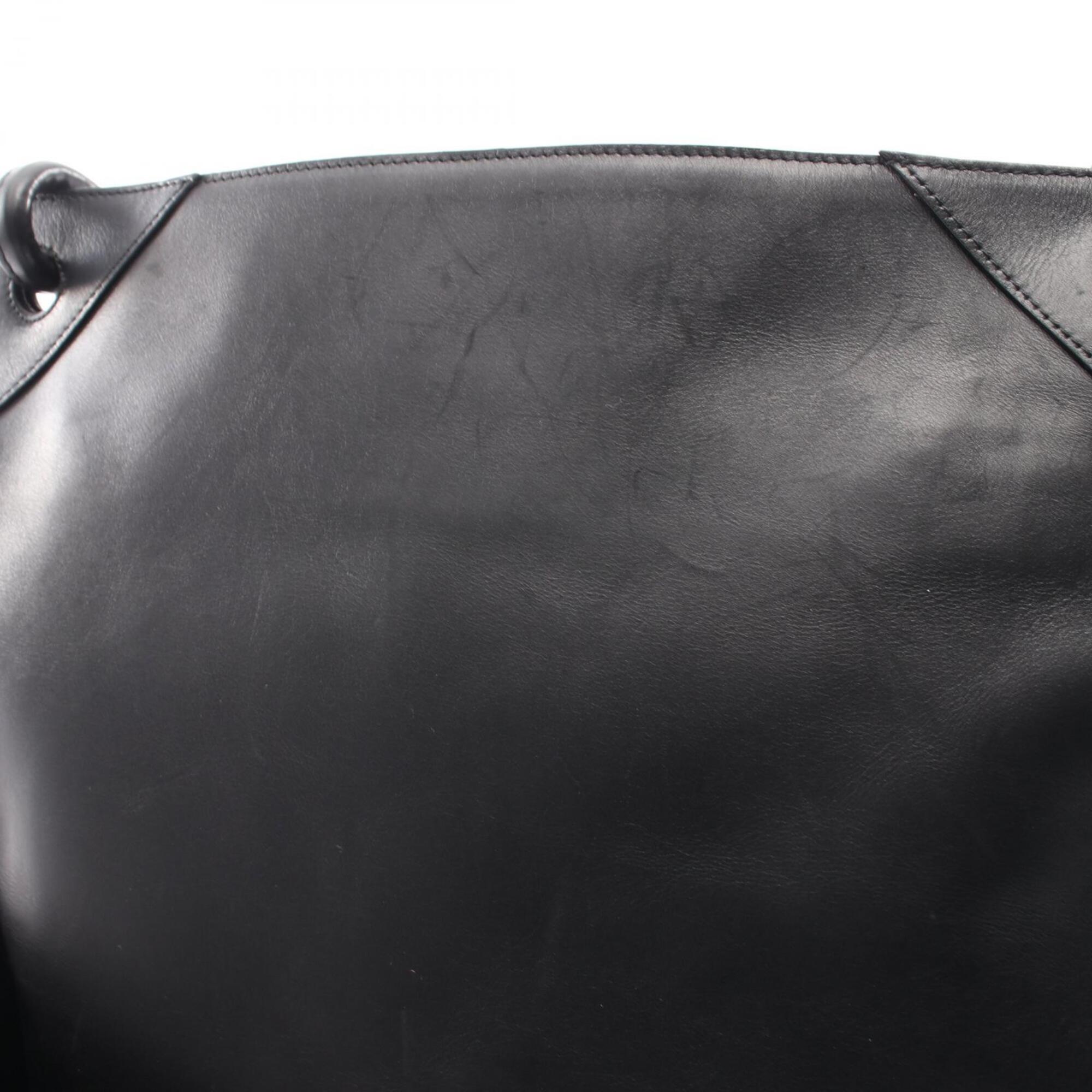 Bottega Veneta Black Leather Shoulder Bag (Pre-Owned)