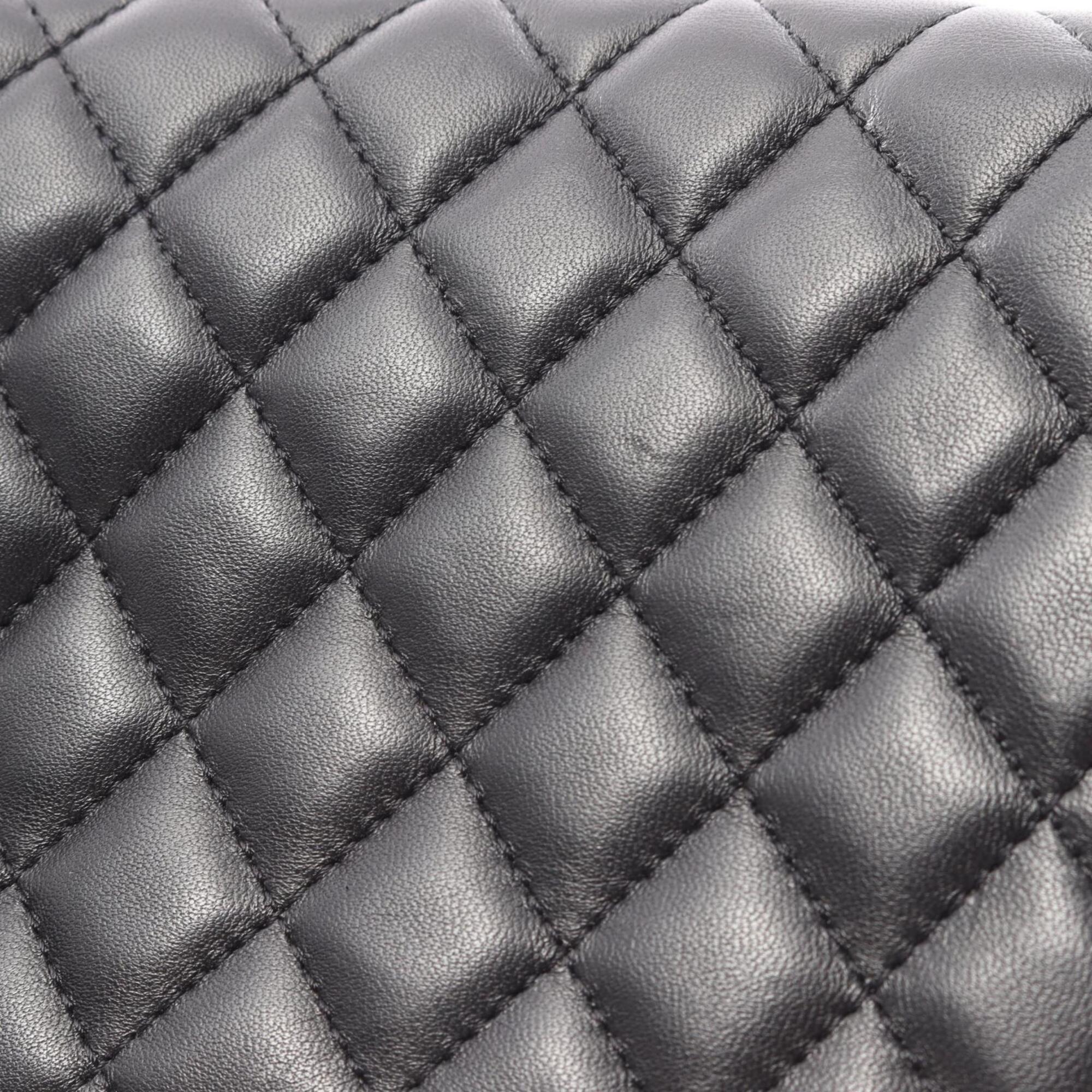 Chanel Matelasse Black Leather Handbag Shoulder Bag (Pre-Owned)