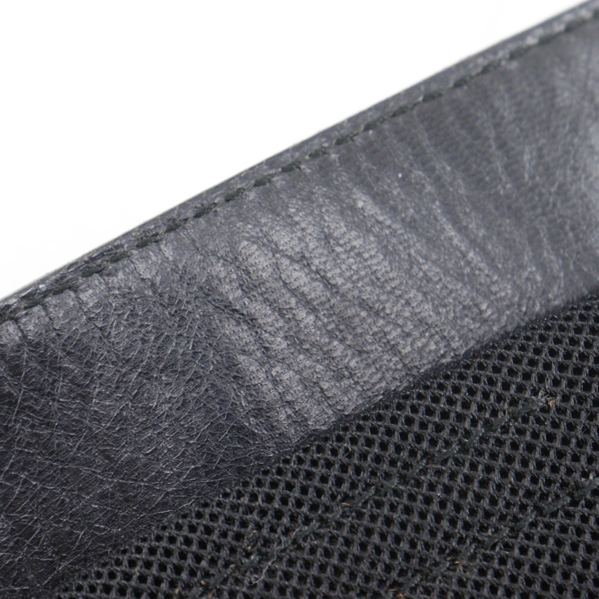 Prada Black Nylon Leather Pochette Shoulder Bag (Pre-Owned)