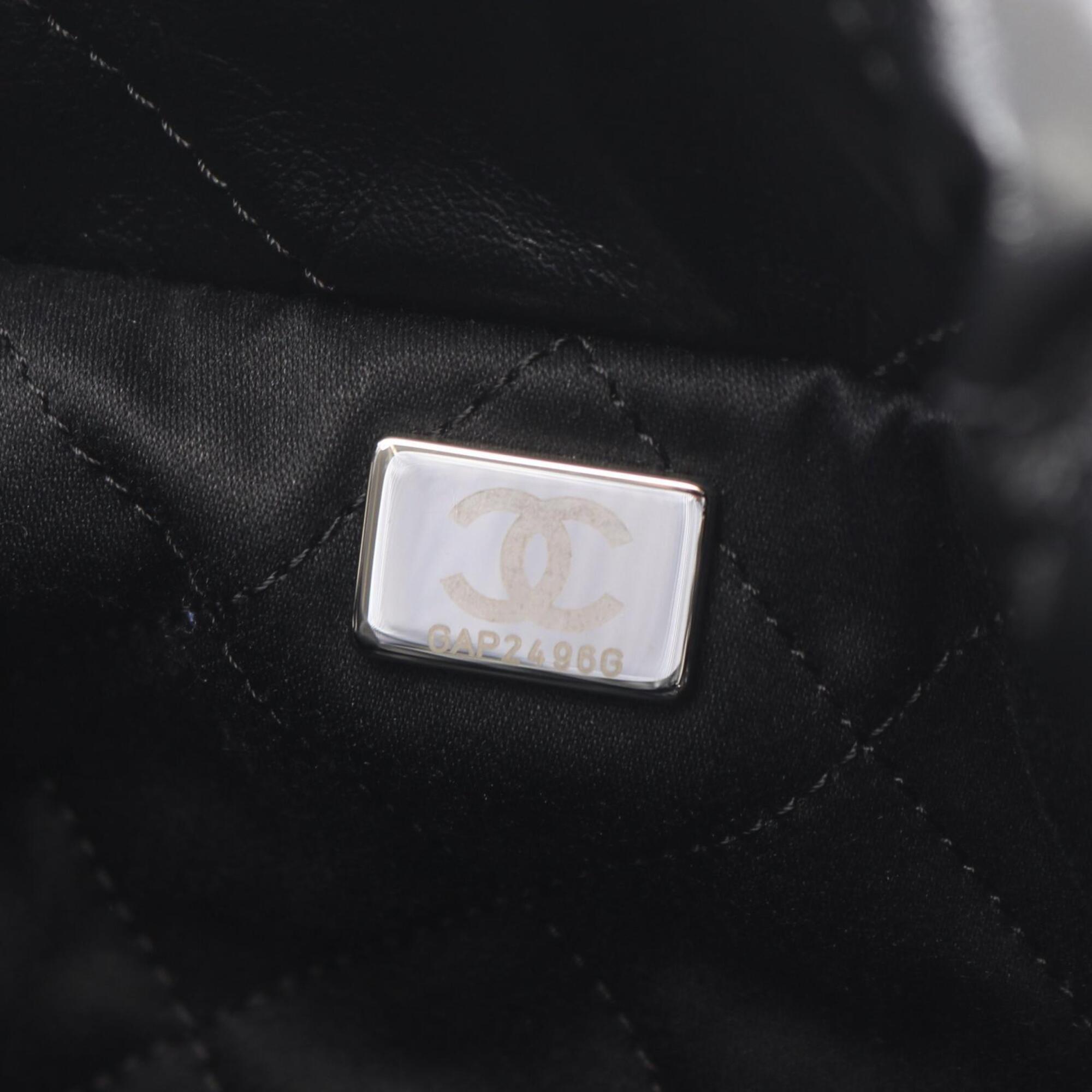 Chanel Black Leather Handbag Shoulder Bag (Pre-Owned)