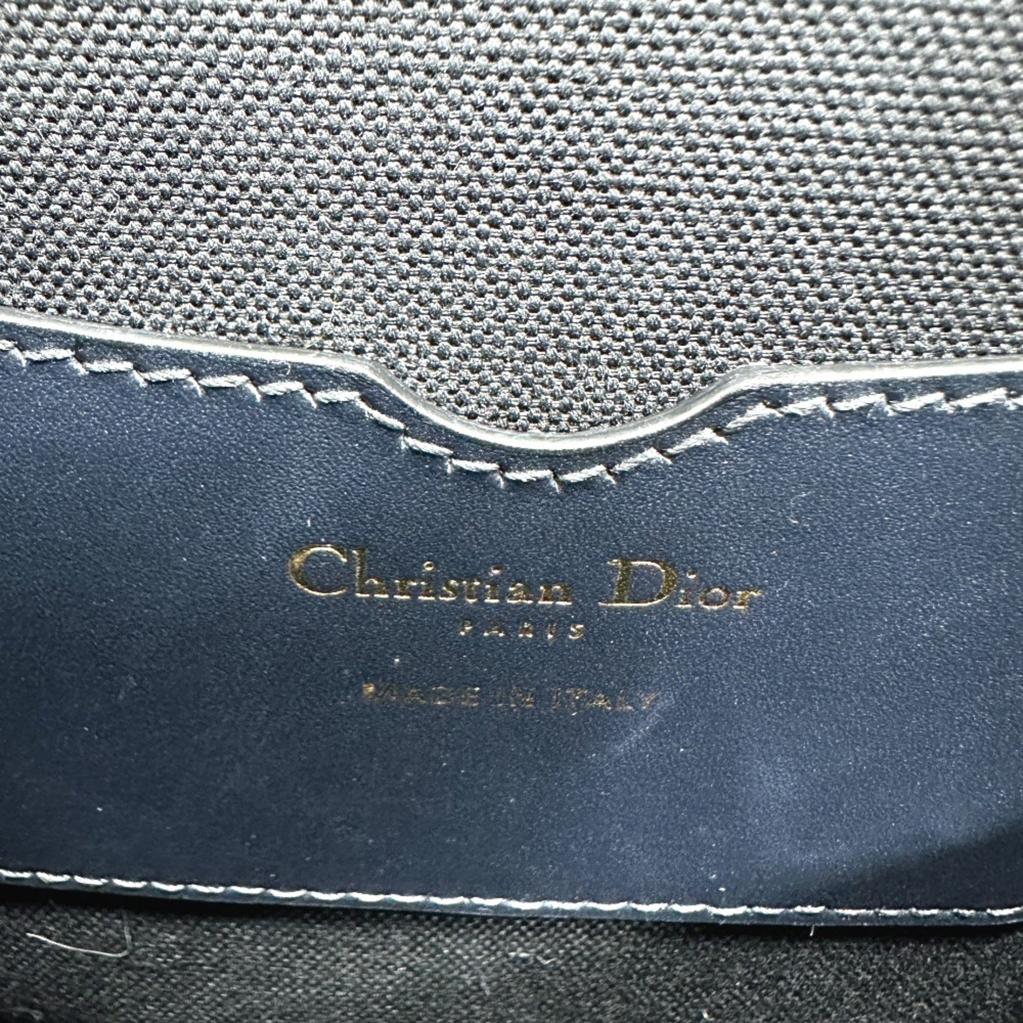Christian Dior Gray Leather Shoulder Bag (Pre-Owned)