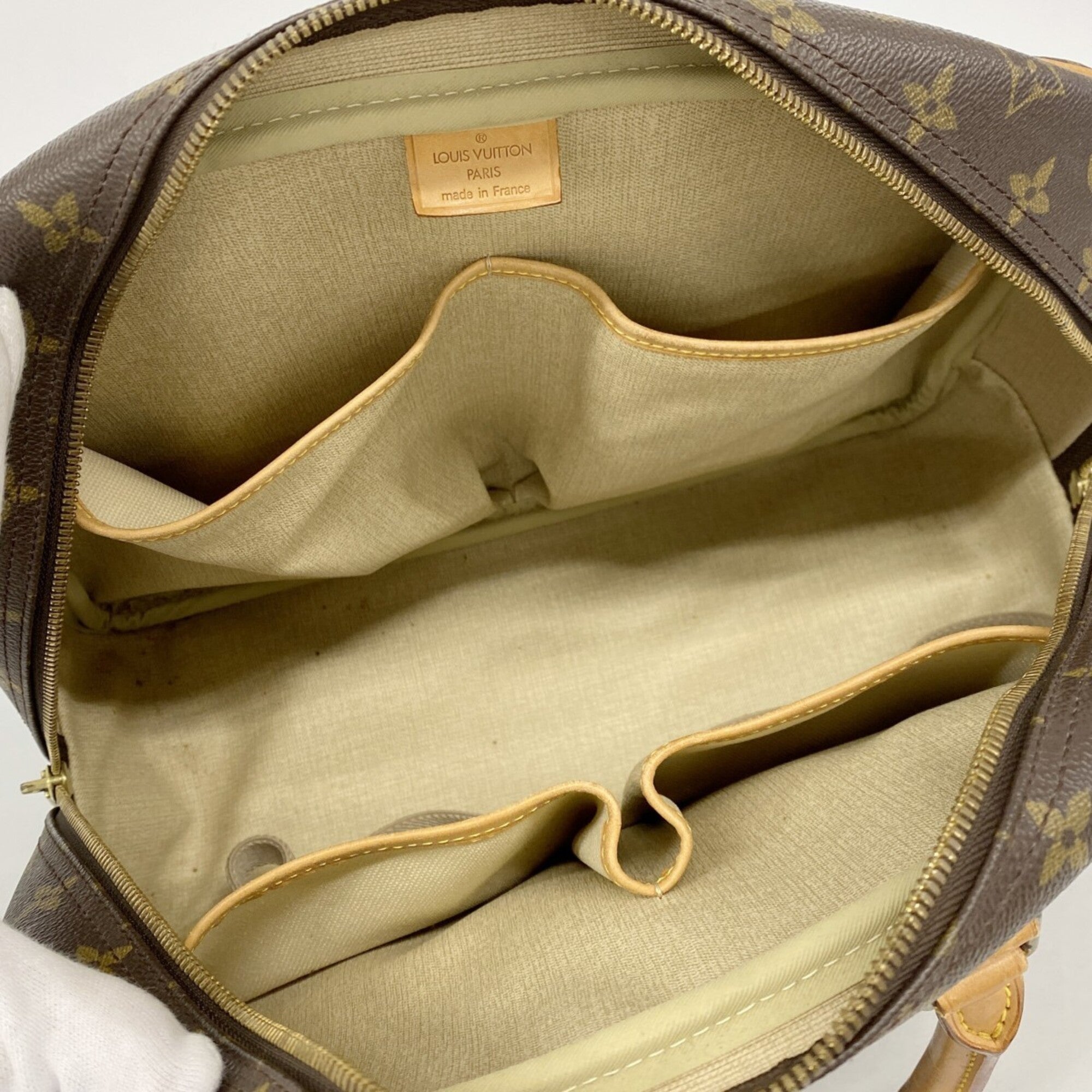 Louis Vuitton Brown Handbag (Pre-Owned)