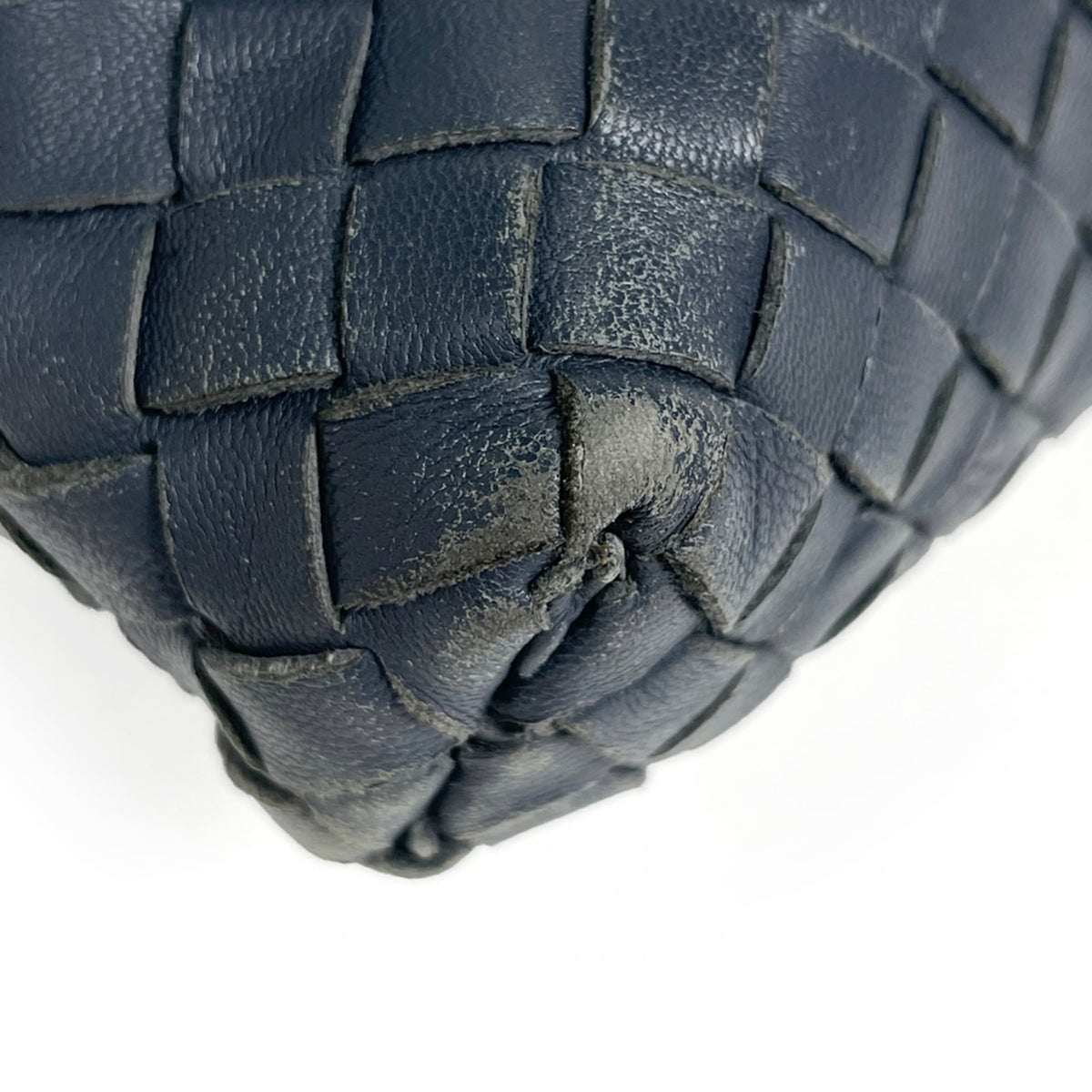 Bottega Veneta Intrecciato Navy Leather Shoulder Bag (Pre-Owned)