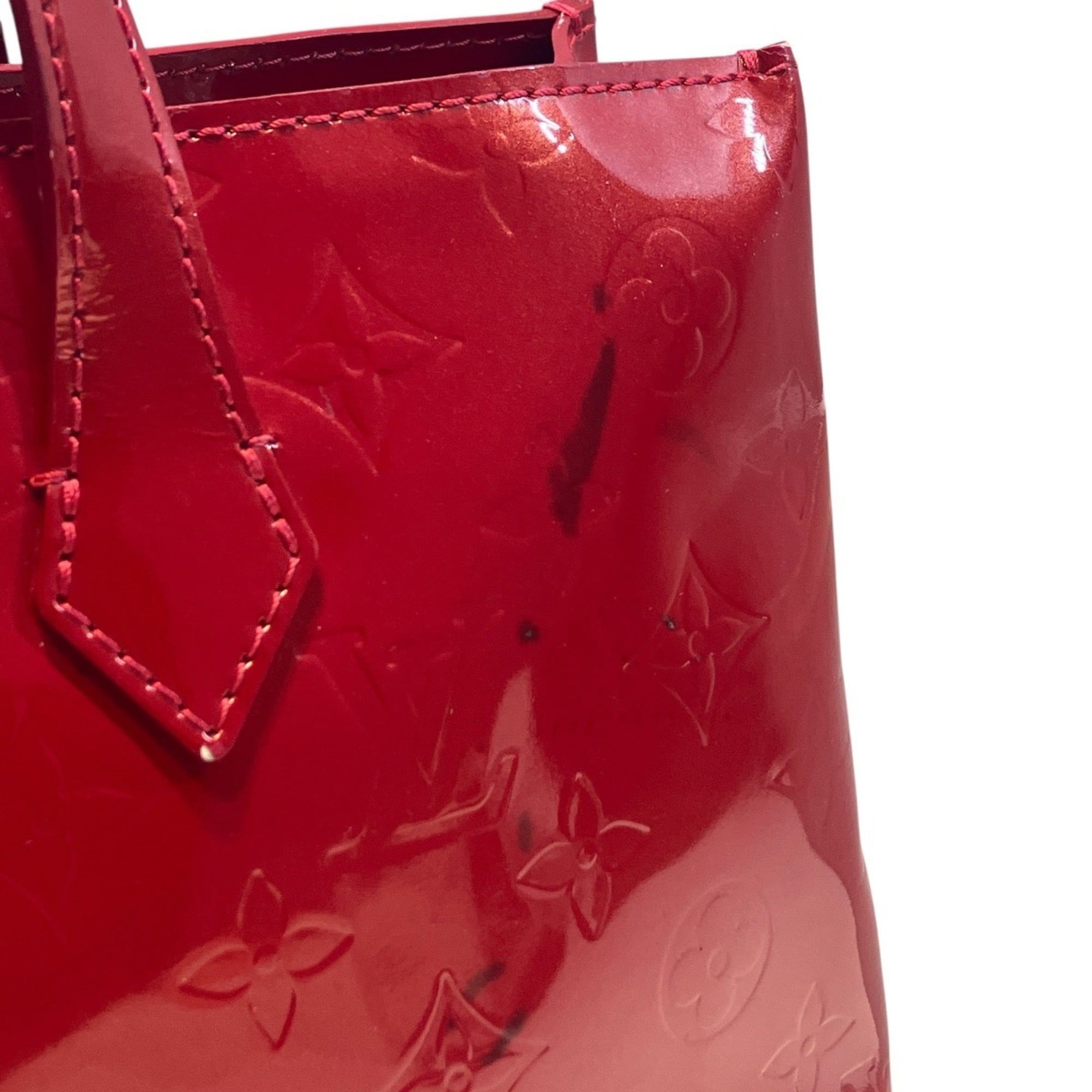 Louis Vuitton Pomme D'amour Red Color Vernis Leather Handbag (Pre-Owned)