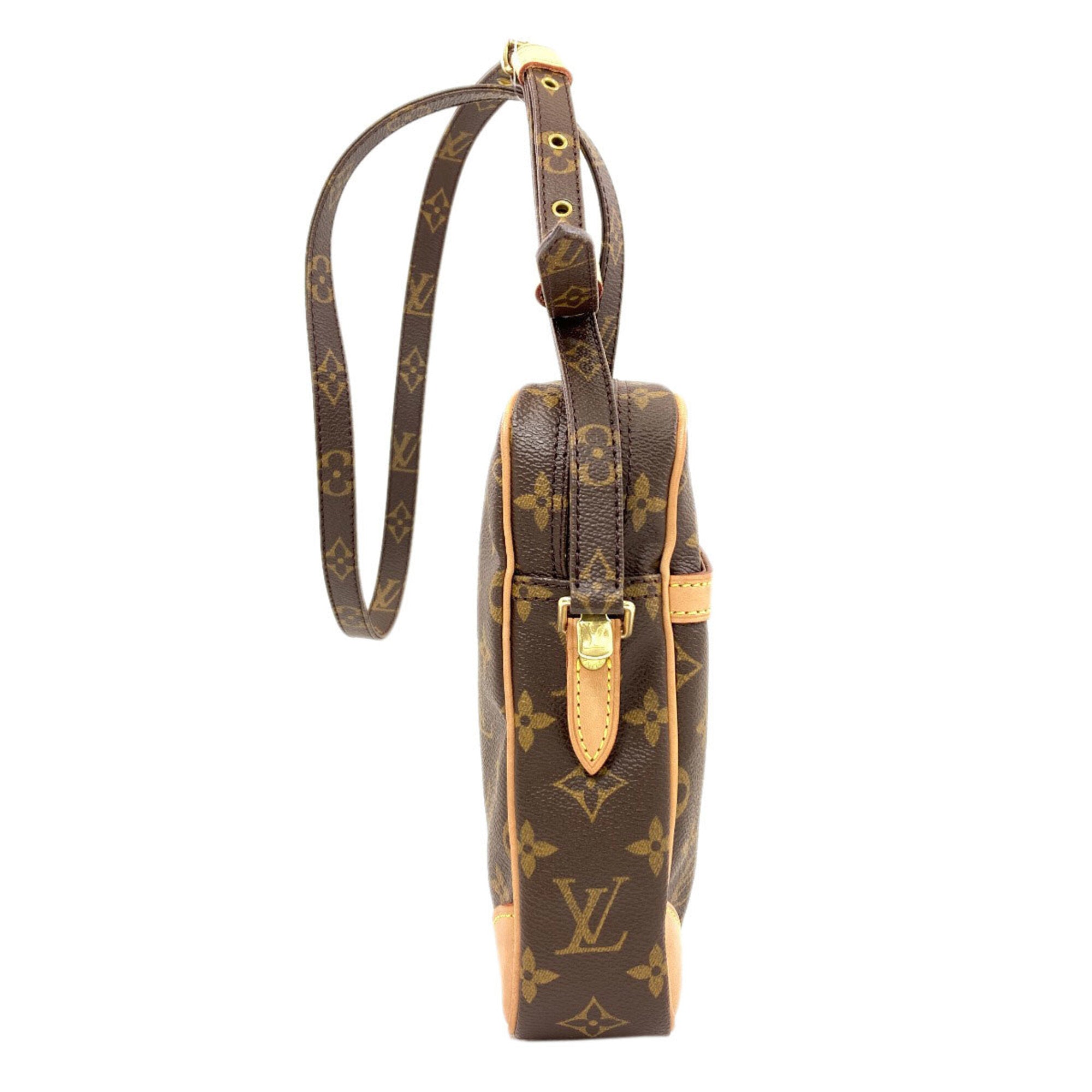 Louis Vuitton Monogram Monogram Canvas Shoulder Bag (Pre-Owned)