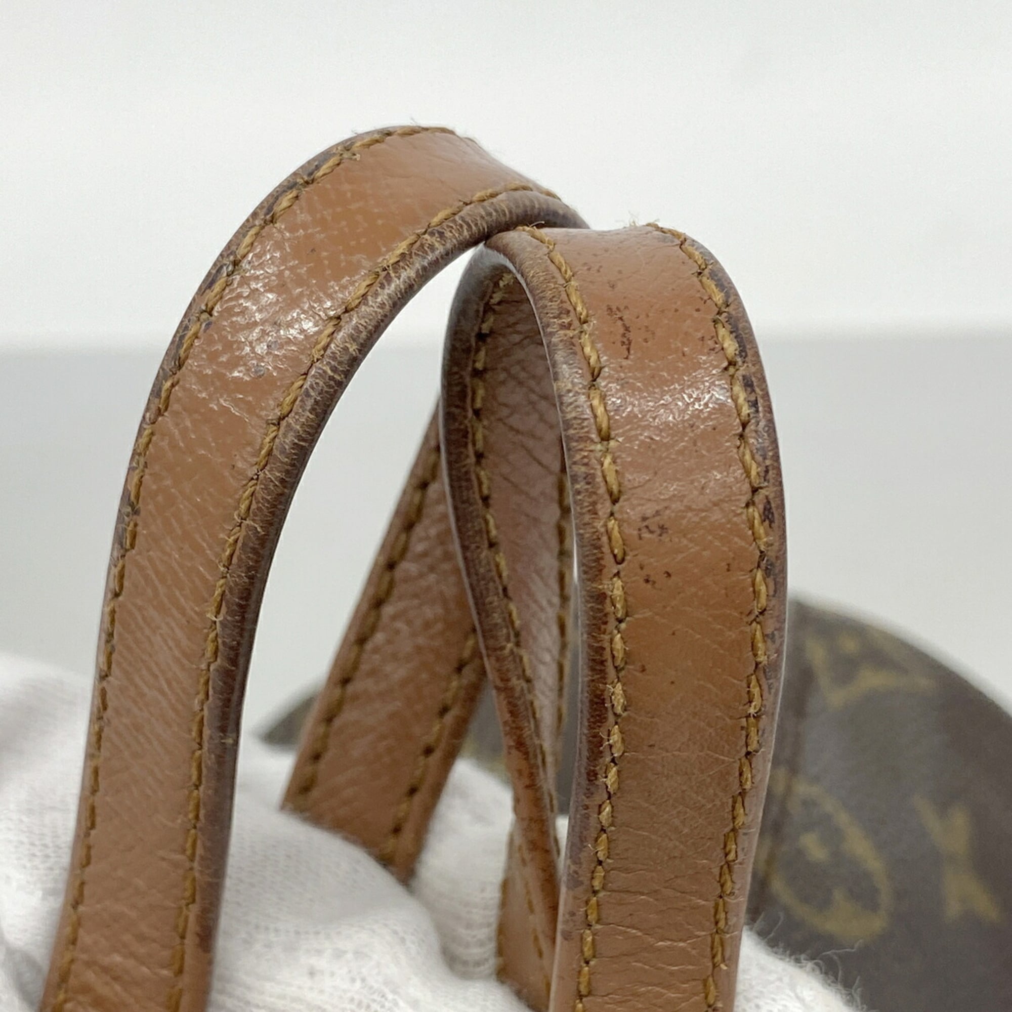 Louis Vuitton Brown Handbag (Pre-Owned)