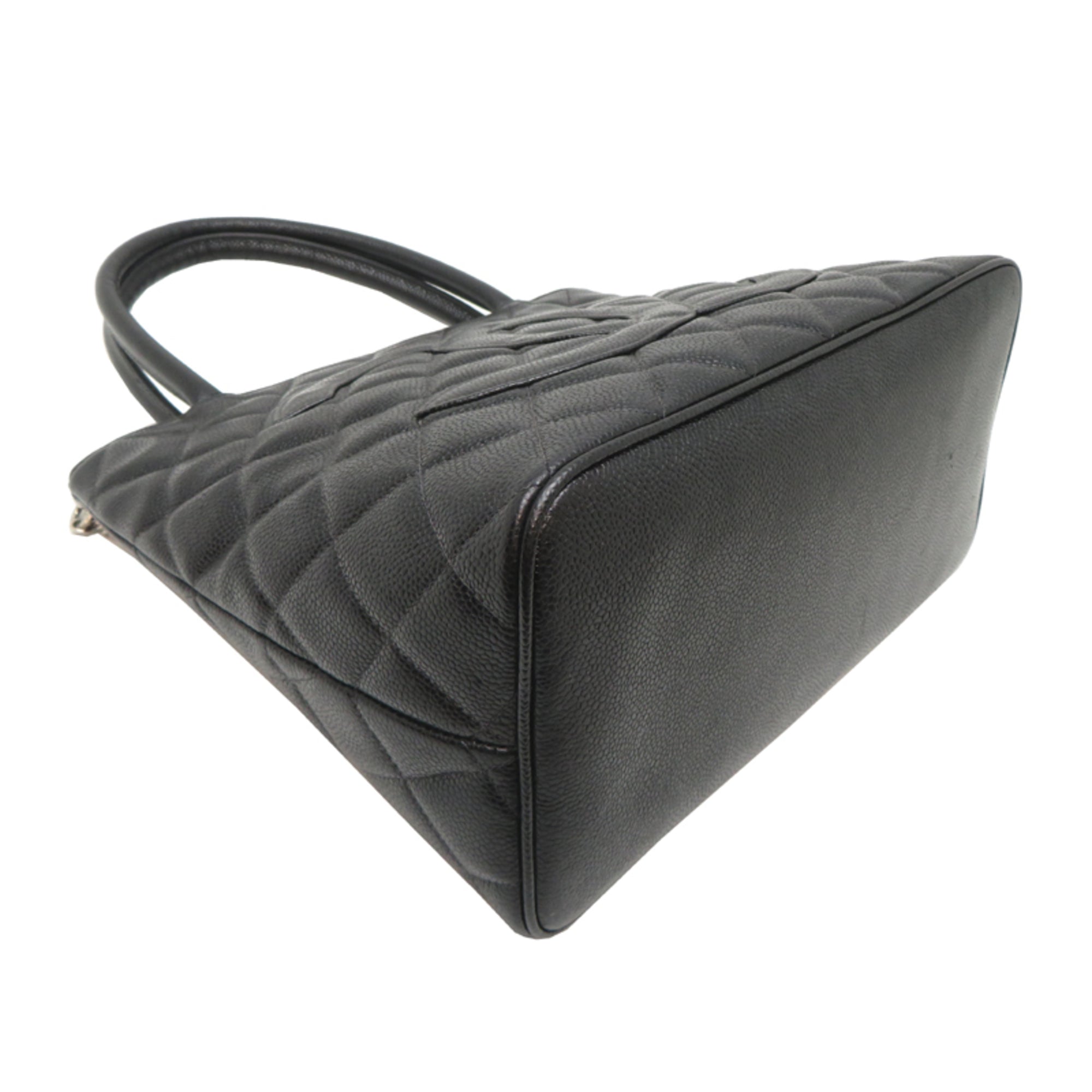 Chanel Black Grained Calfskin Tote Bag (Pre-Owned)