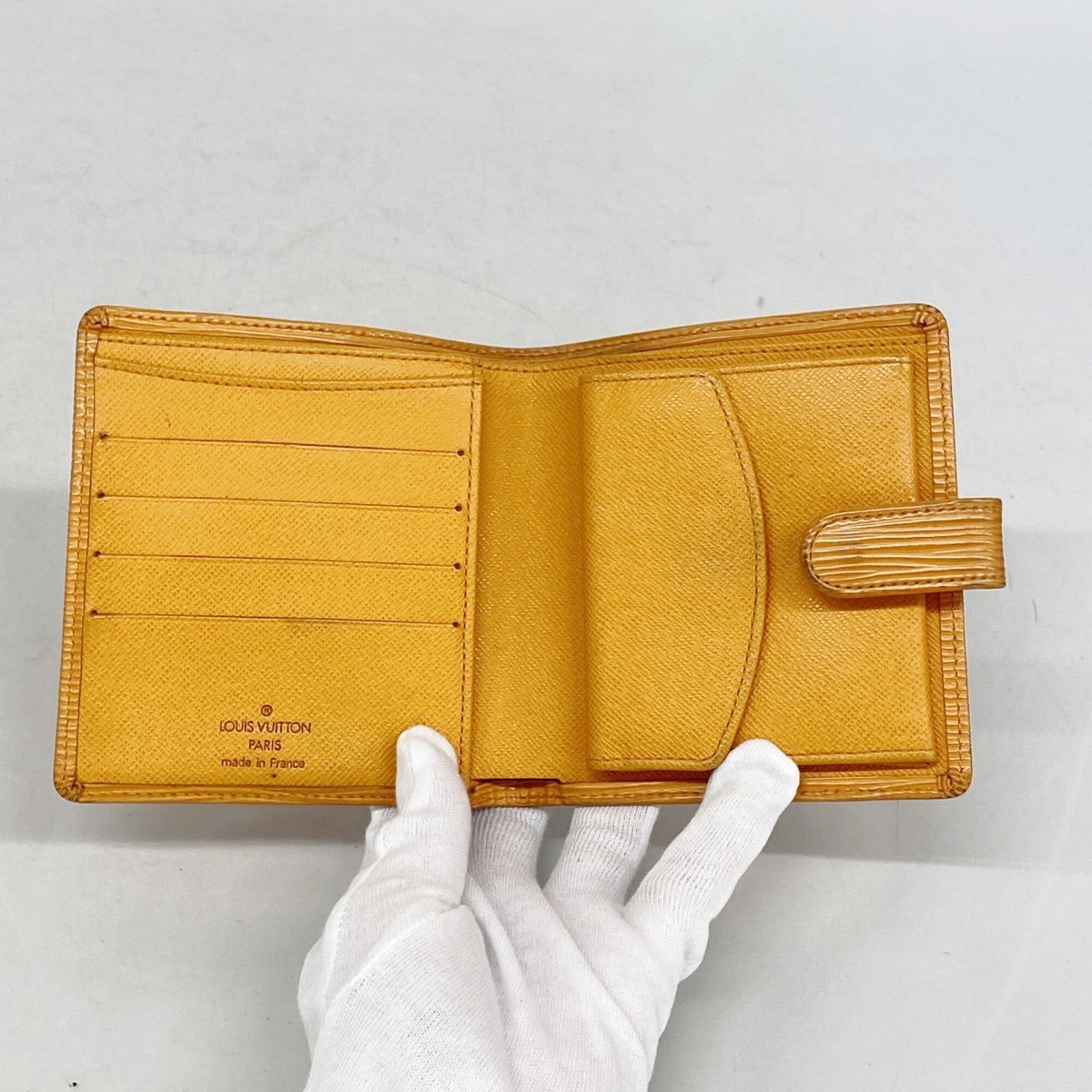 Louis Vuitton Mandarin Wallet (Bi-Fold) (Pre-Owned)