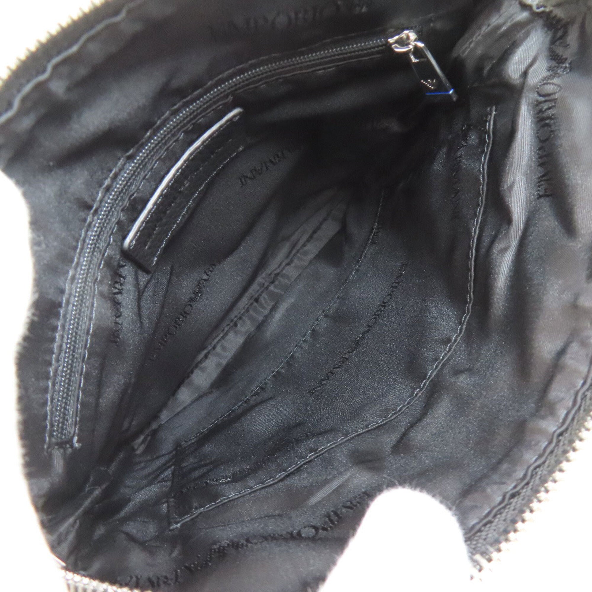 Emporio Armani Black Leather Shoulder Bag (Pre-Owned)