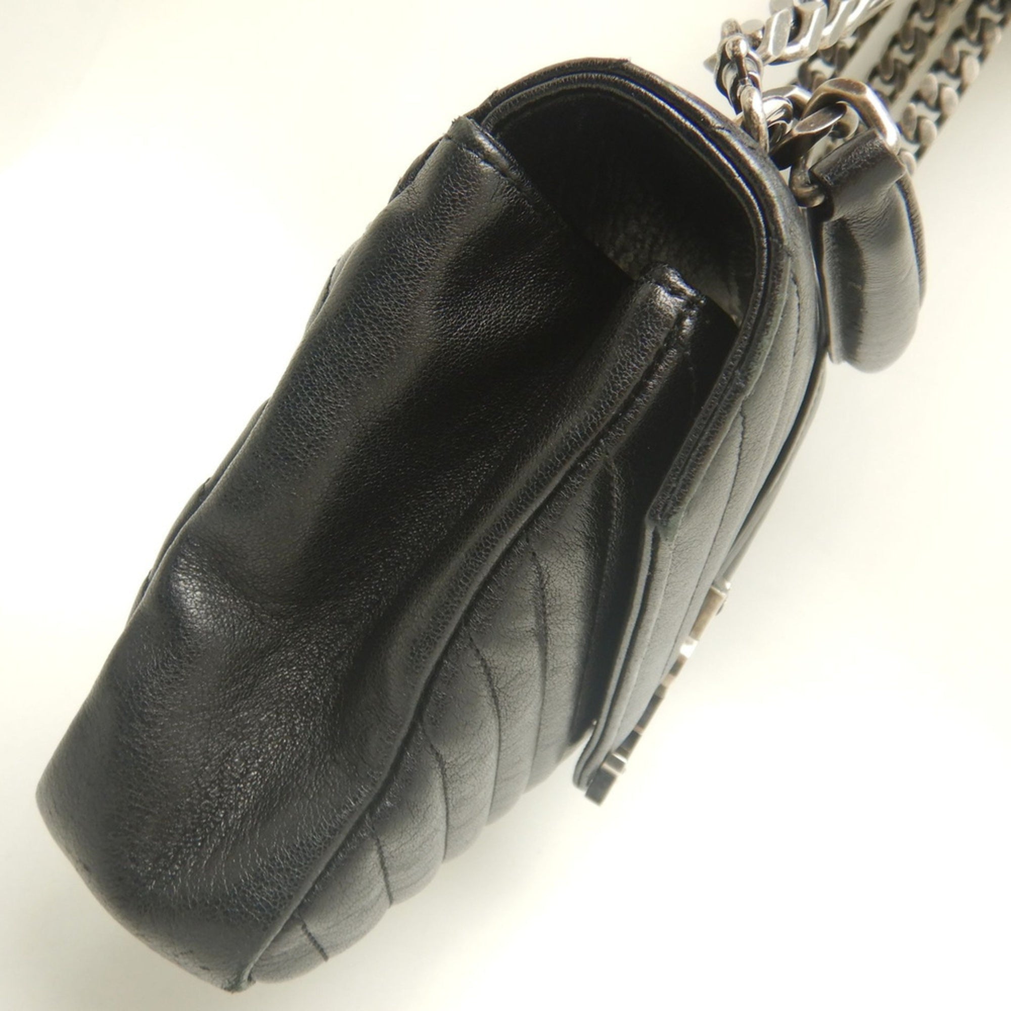 Yves Saint Laurent Black Leather Handbag School Bag (Pre-Owned)