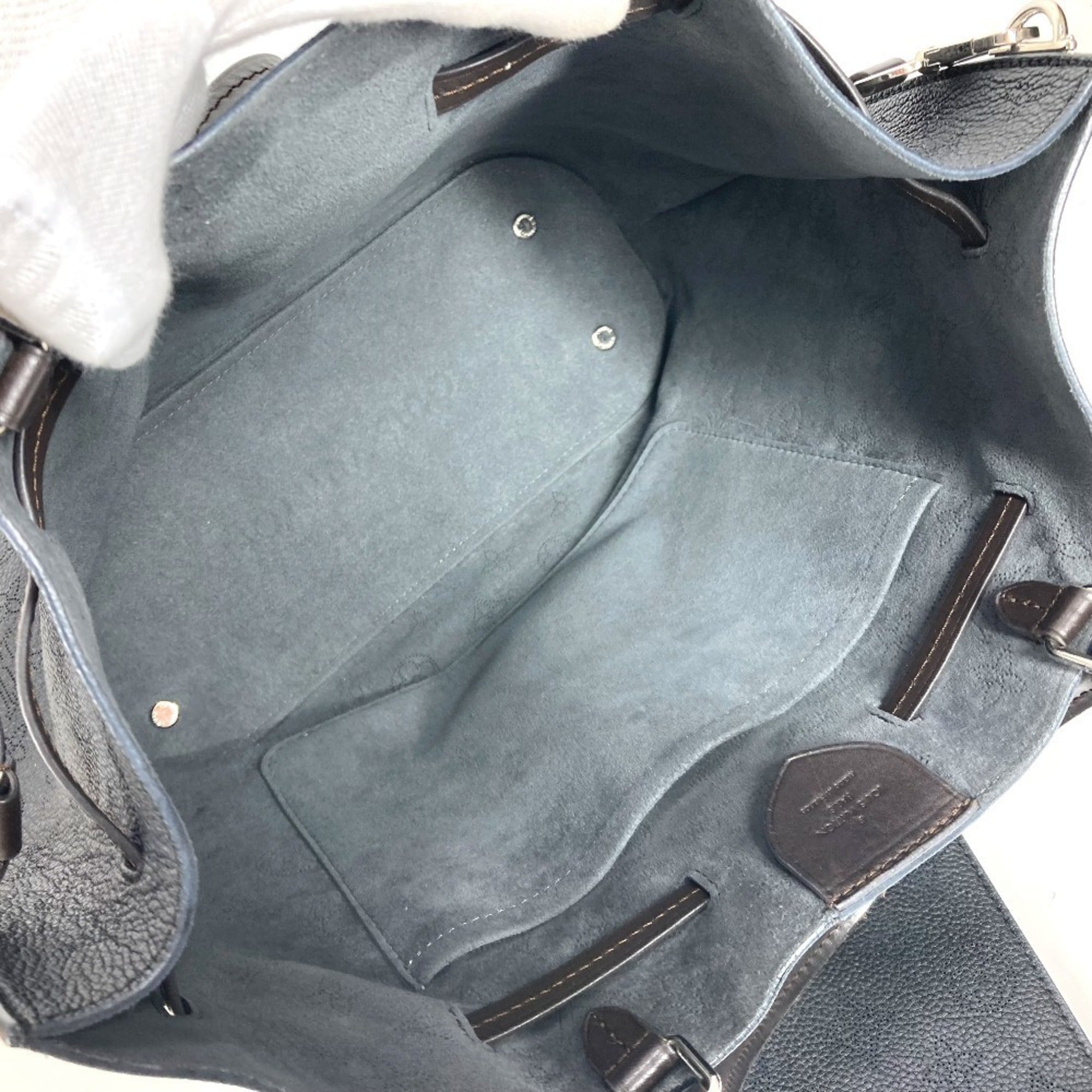 Louis Vuitton Black Noir Monogram Mahina Leather Leather Handbag Shoulder Bag Tote Bag (Pre-Owned)