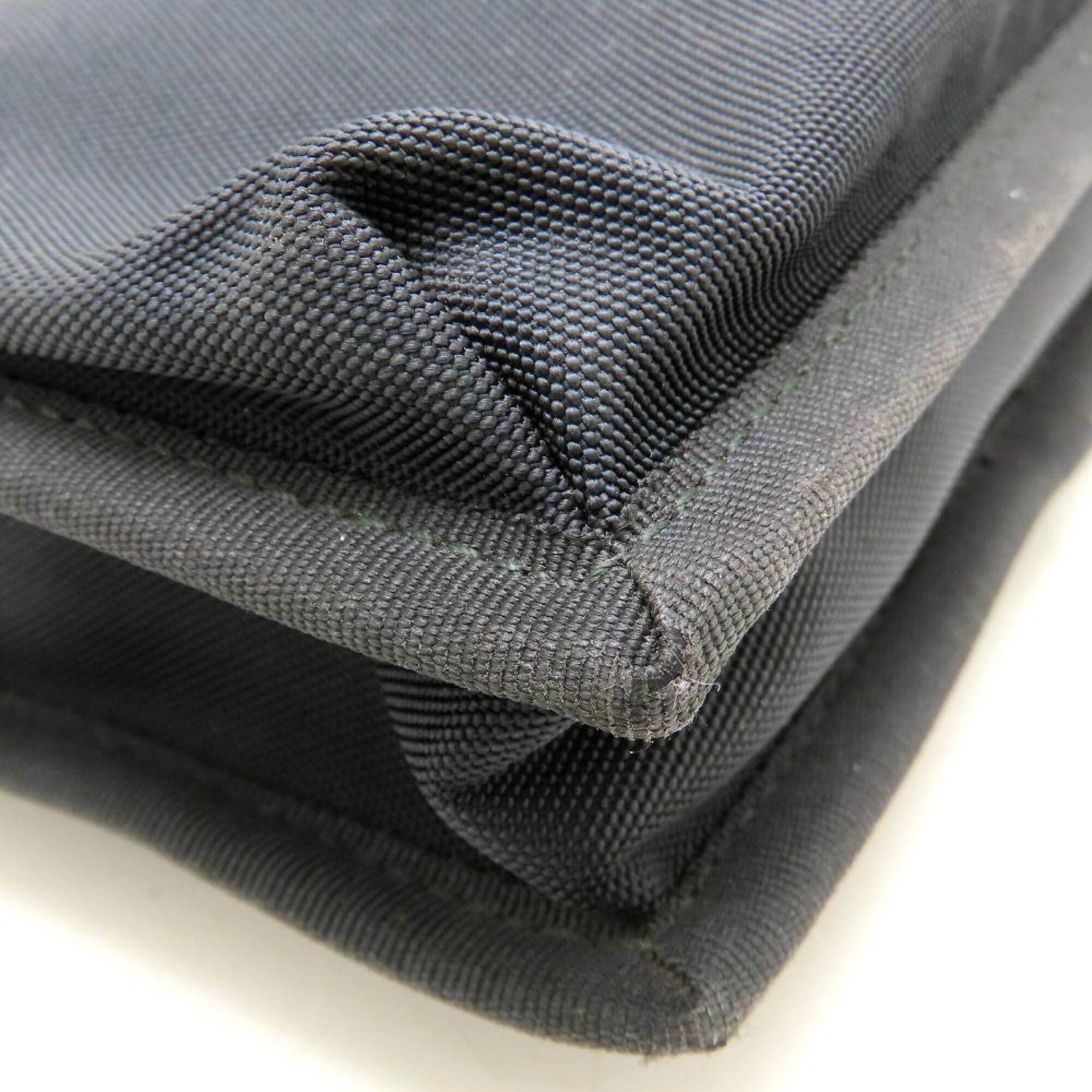 Balenciaga Black Nylon Canvas Shoulder Bag (Pre-Owned)