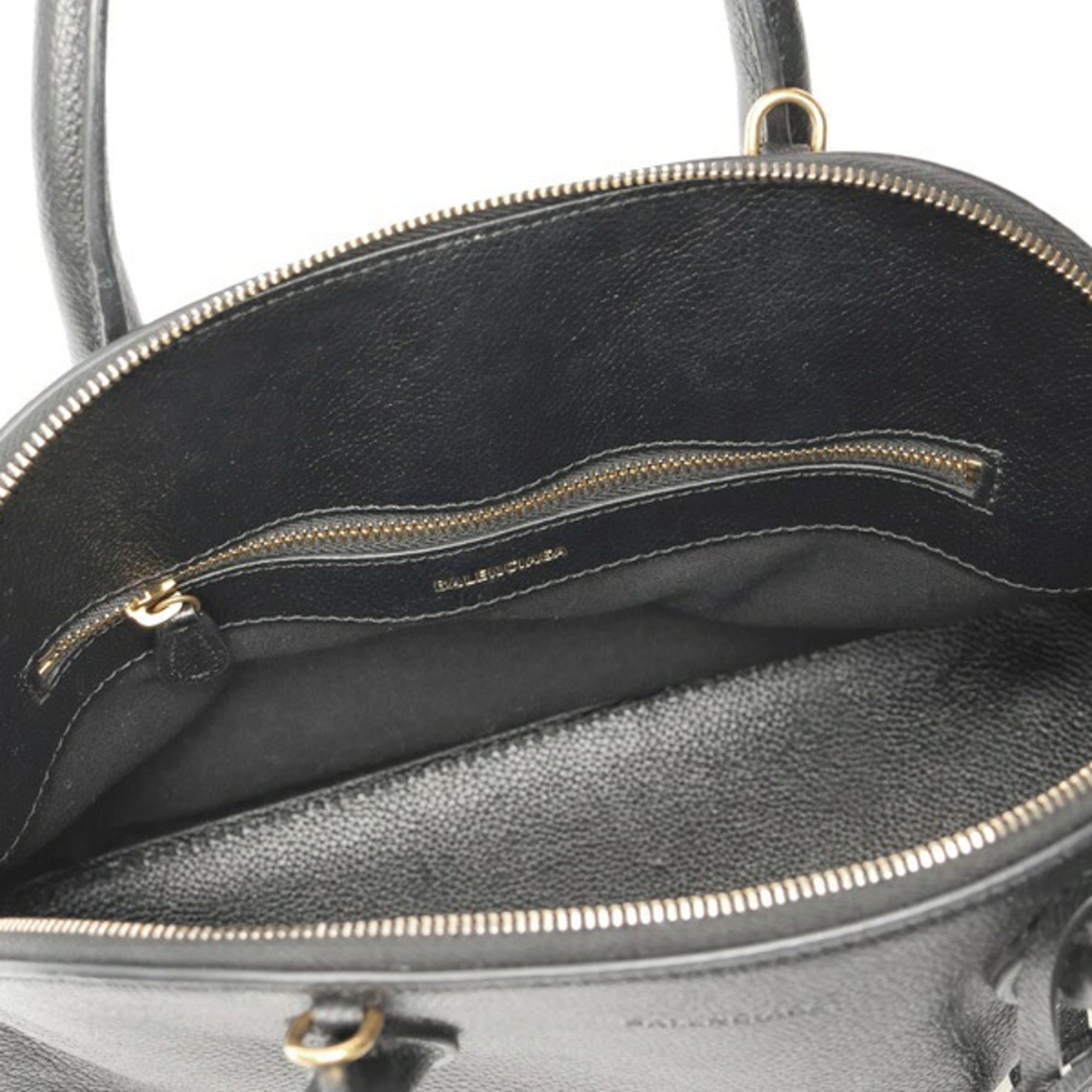 Balenciaga Black Leather Shoulder Bag (Pre-Owned)