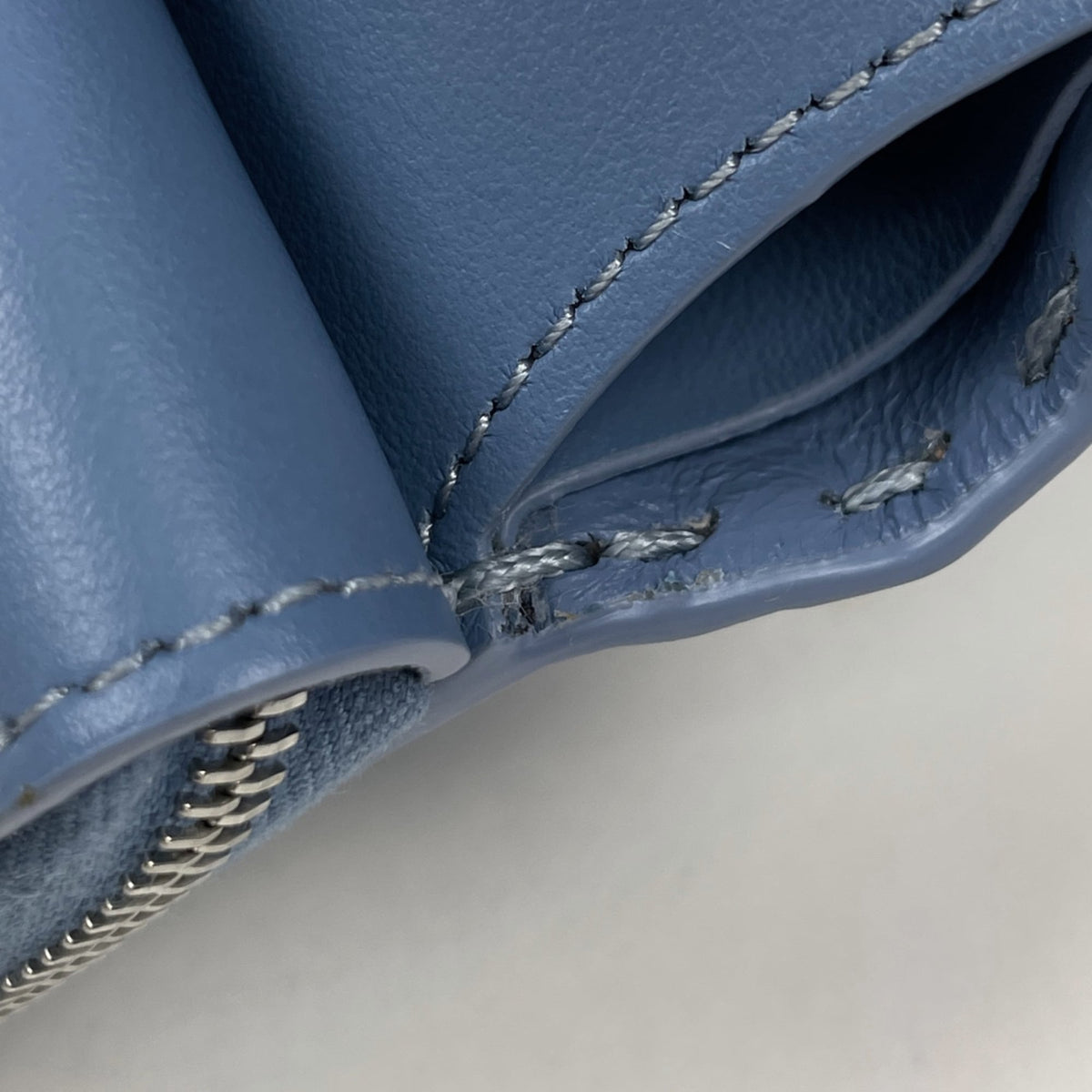 Fendi Blue Leather Wallet (Tri-Fold) (Pre-Owned)