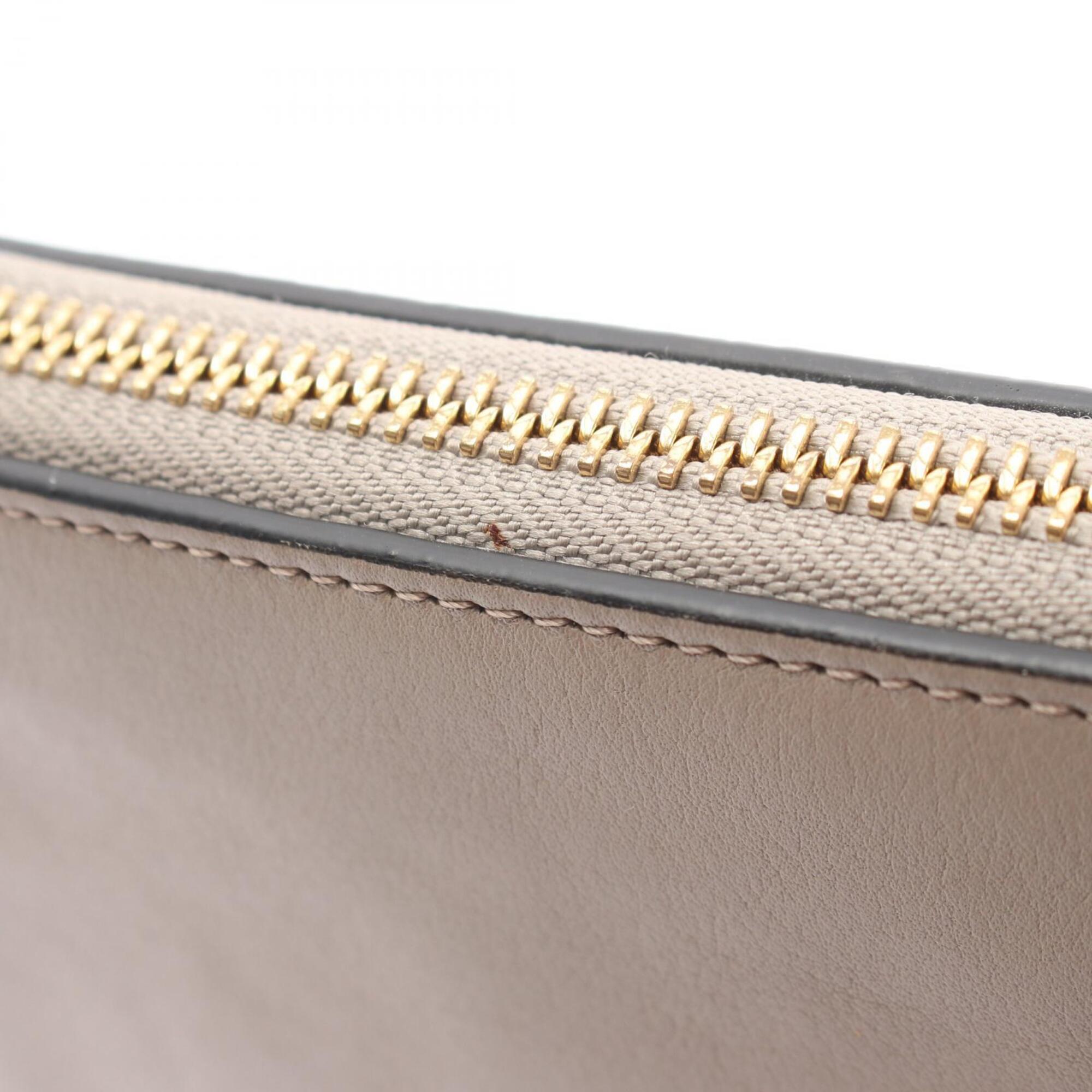 Chloé Beige Leather Clutch Bag Handbag (Pre-Owned)