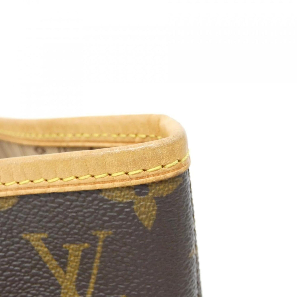 Louis Vuitton Marron Coated Canvas Handbag (Pre-Owned)