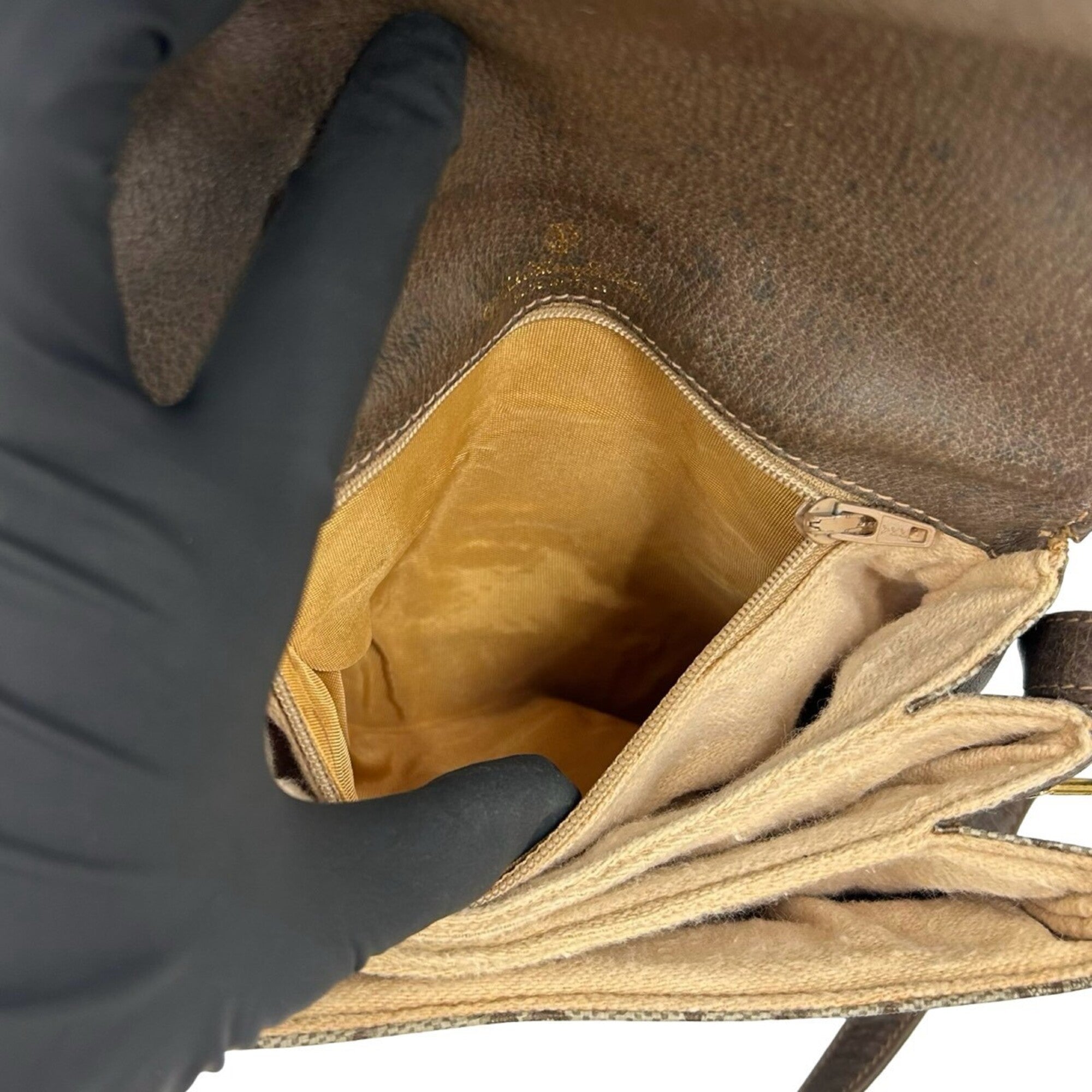 Gucci Brown Leather Pvc Pochette Shoulder Bag (Pre-Owned)