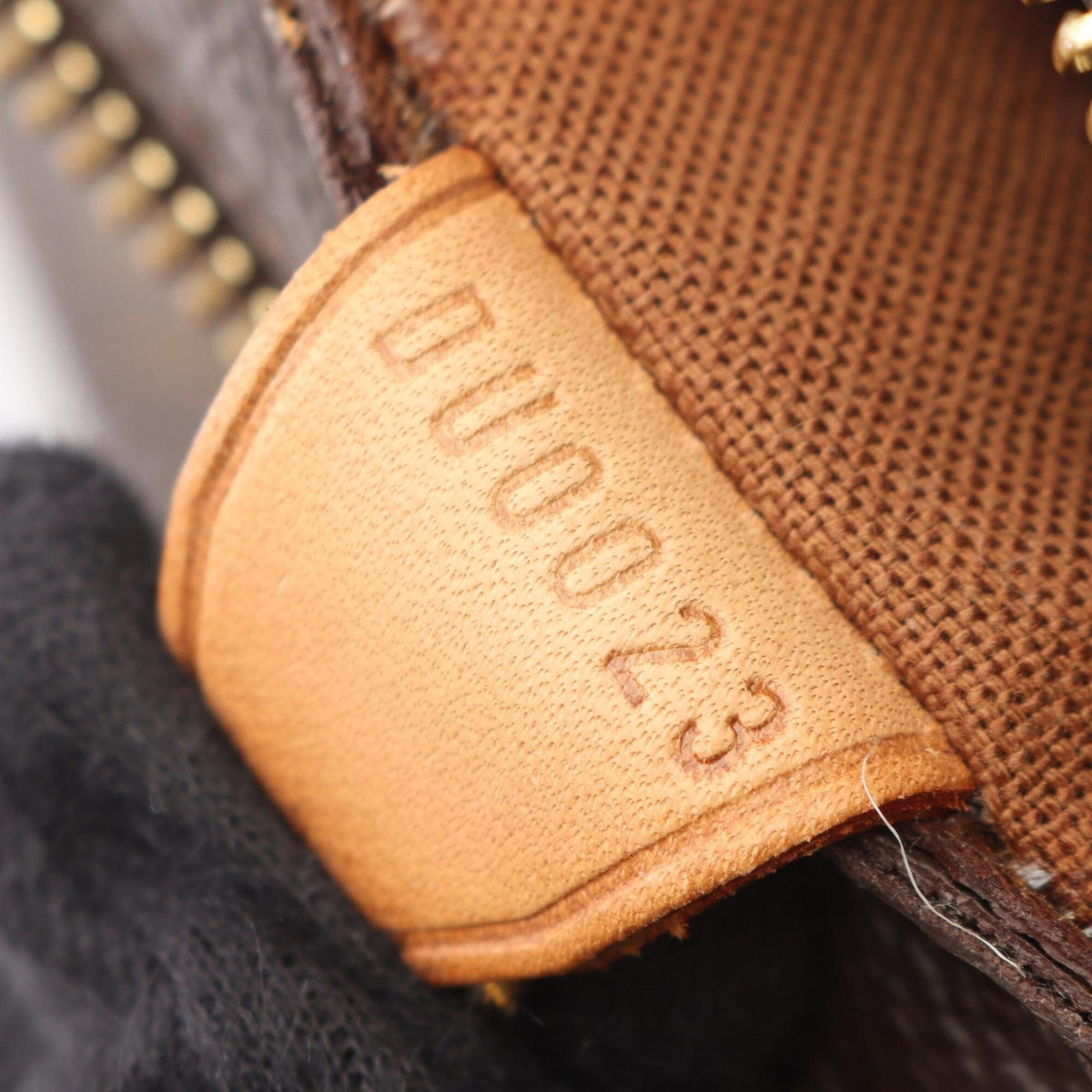 Louis Vuitton Brown Coated Canvas Pvc Monogram Leather Handbag Shoulder Bag (Pre-Owned)